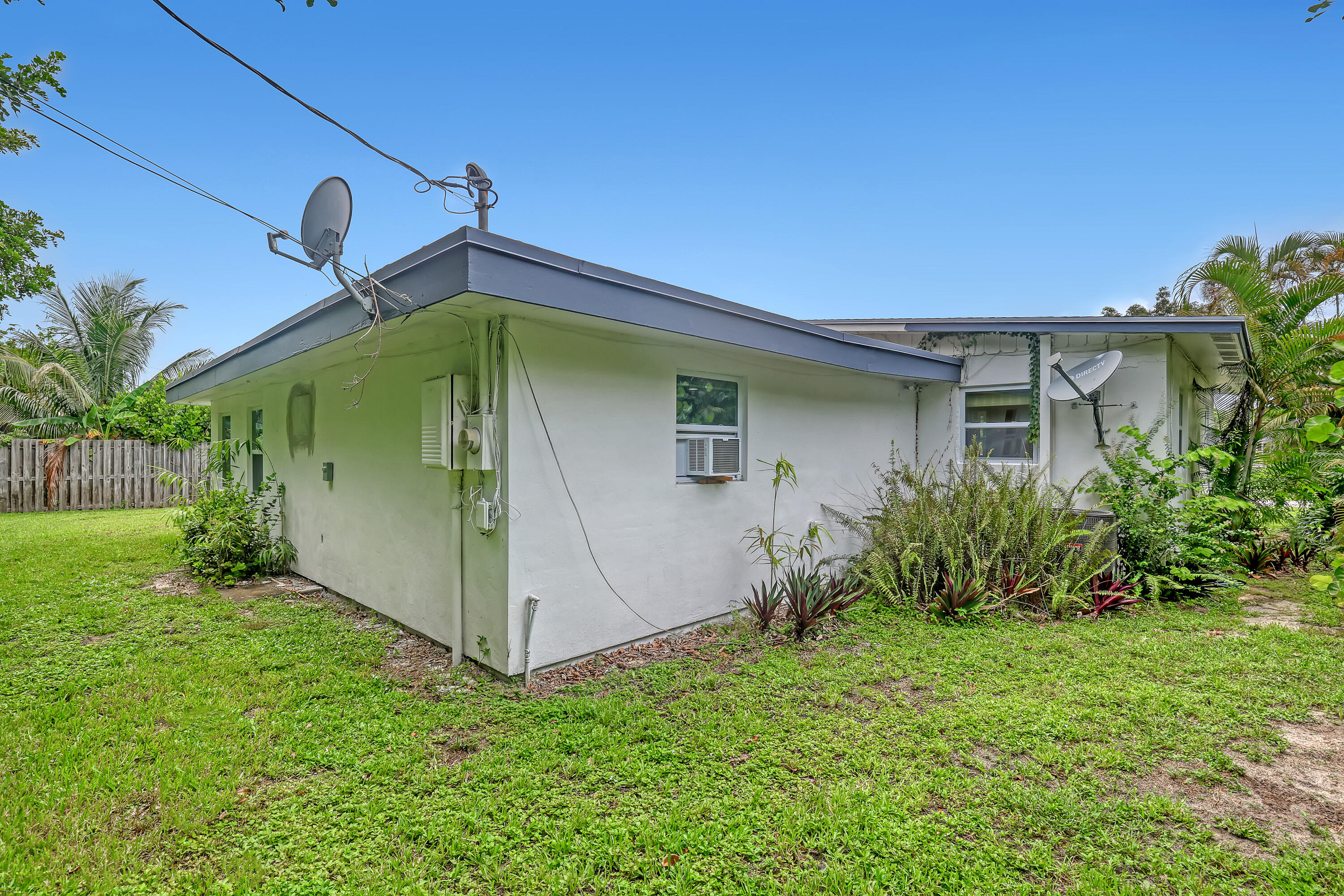 528 Kingfish Road