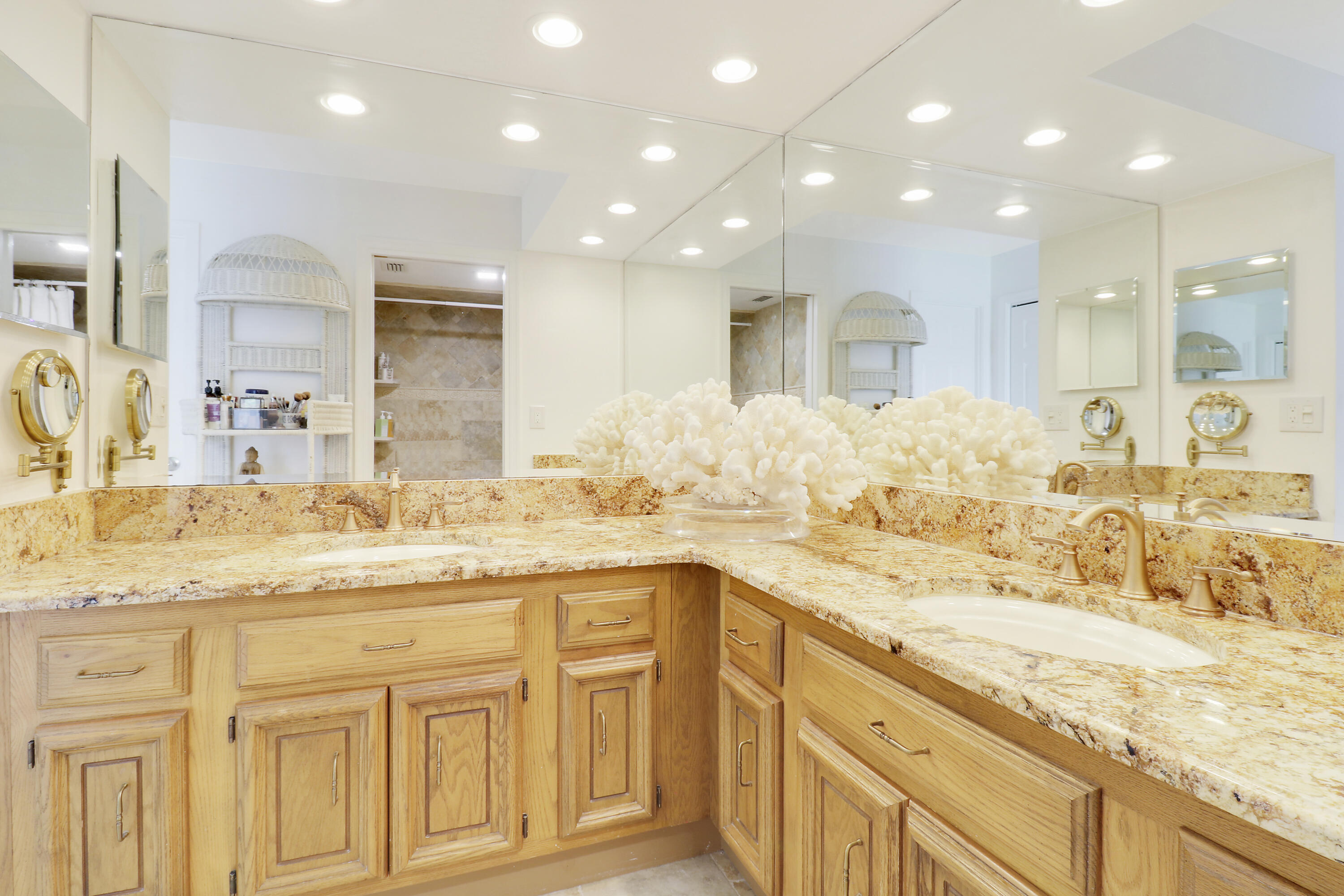 5188 Woodland Lakes Drive 137