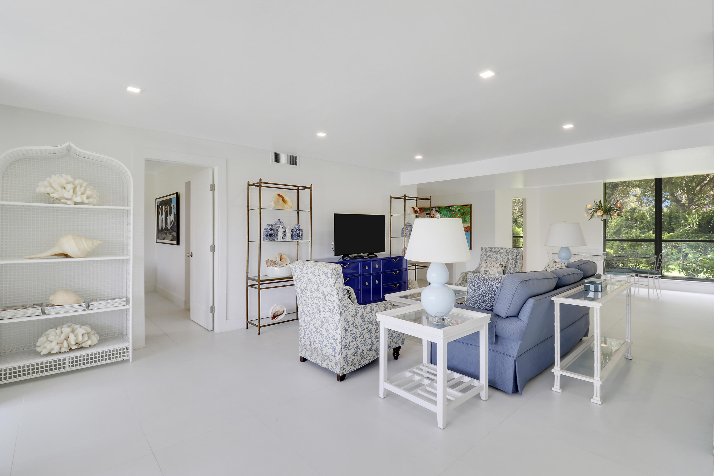 5188 Woodland Lakes Drive 137