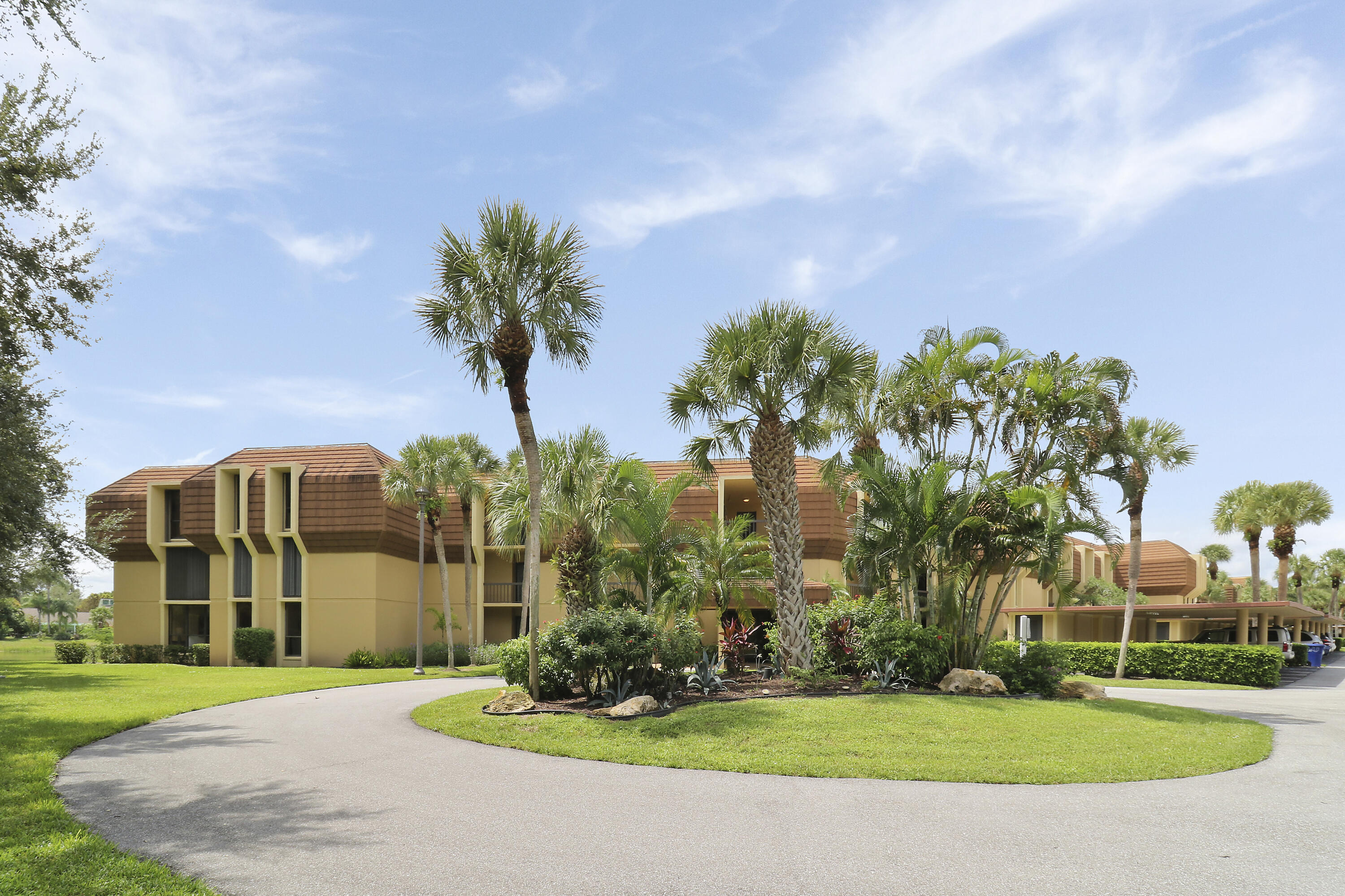 5188 Woodland Lakes Drive 137