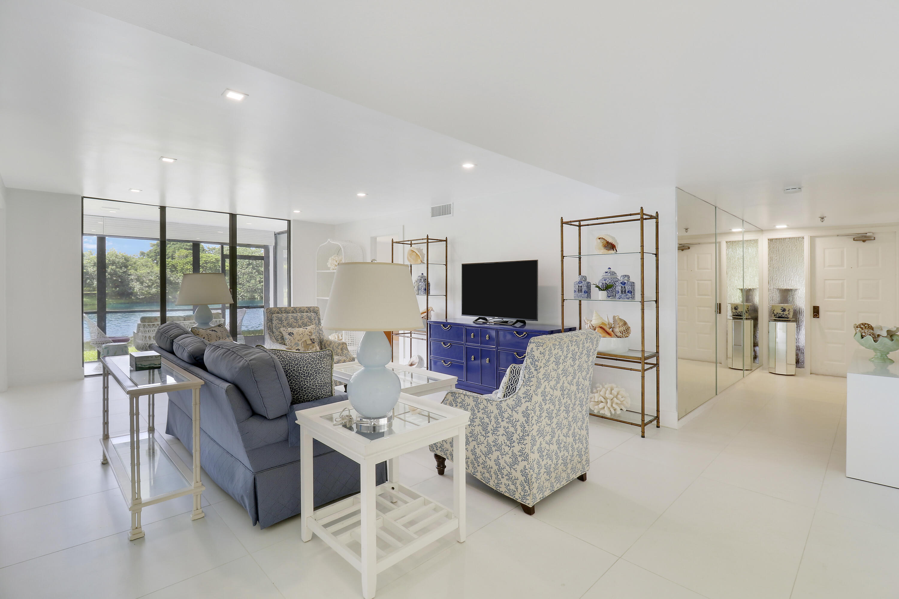 5188 Woodland Lakes Drive 137
