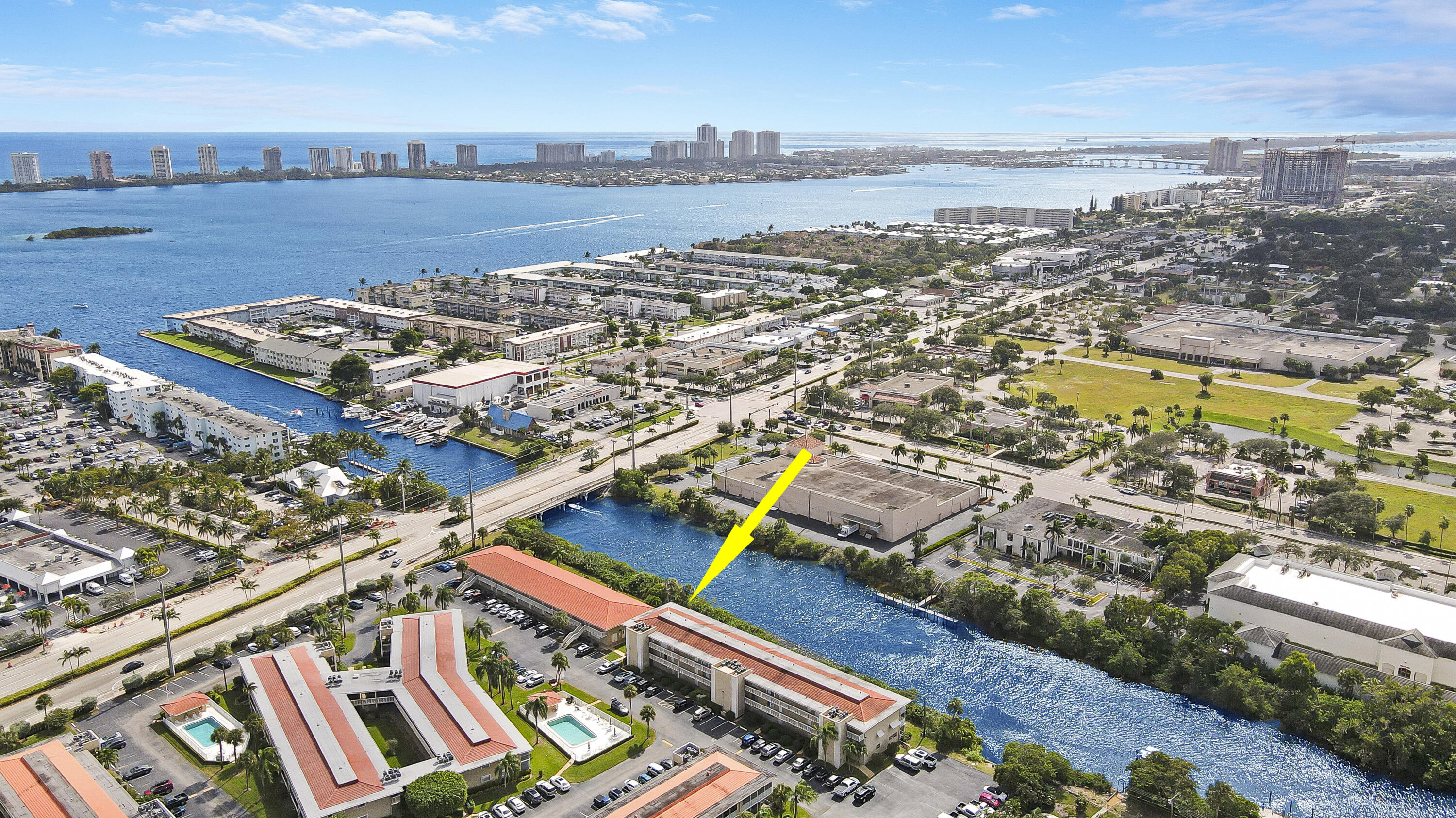 405 U.S. Hwy 1 101