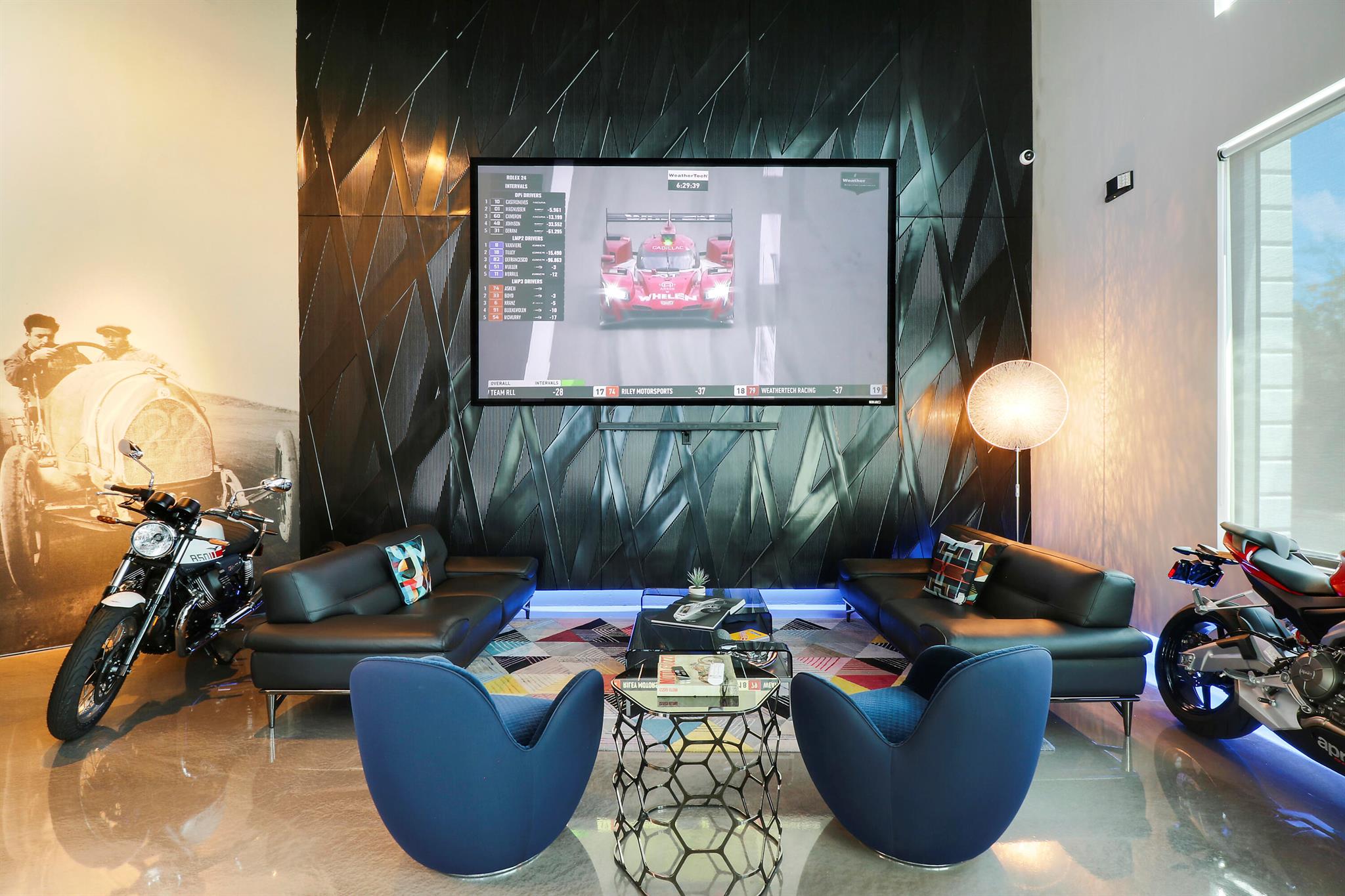 7210 Haverhill Business Parkway 18