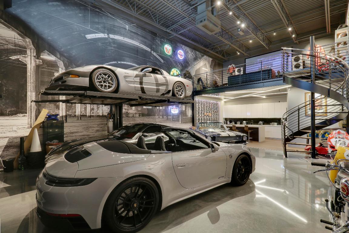 7210 Haverhill Business Parkway 18