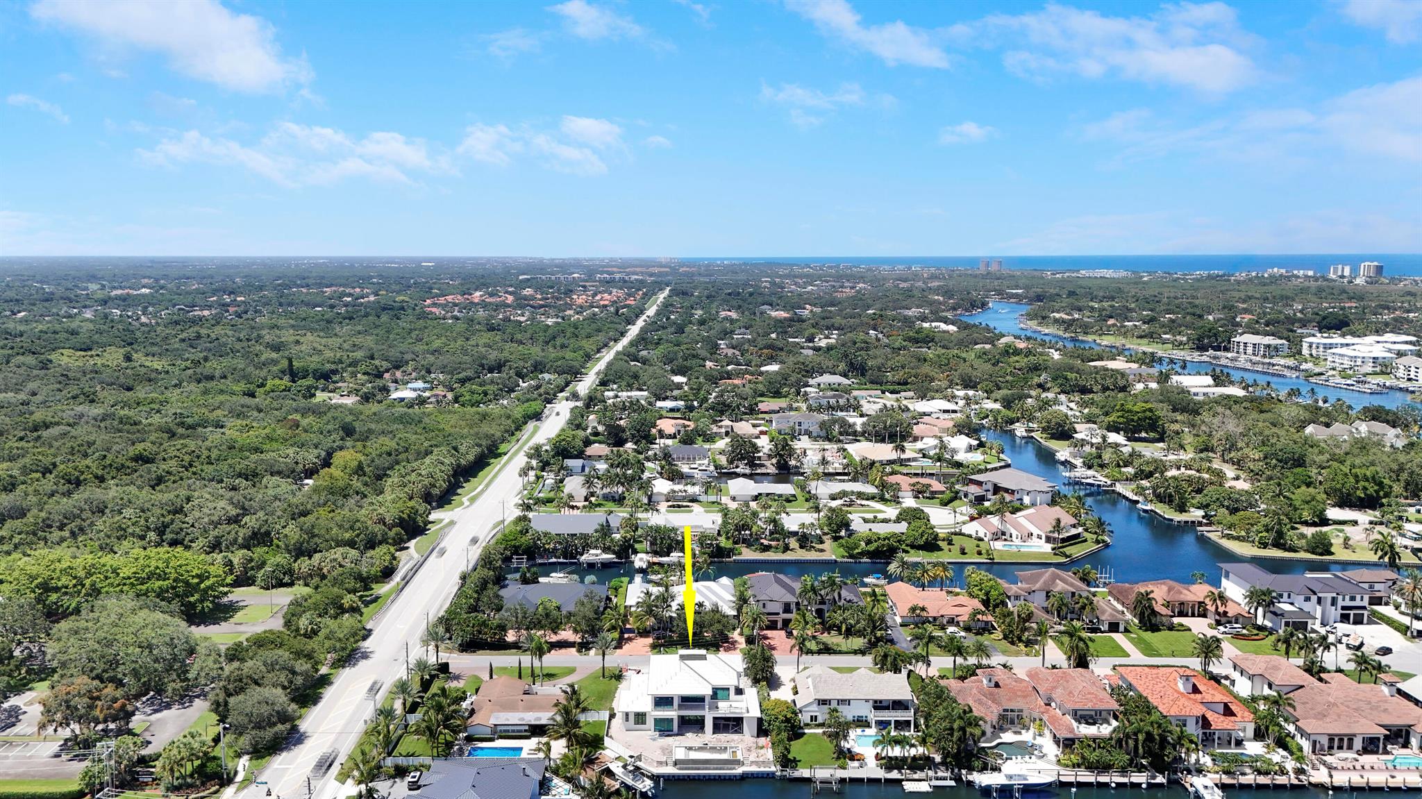 2442 Bay Circle