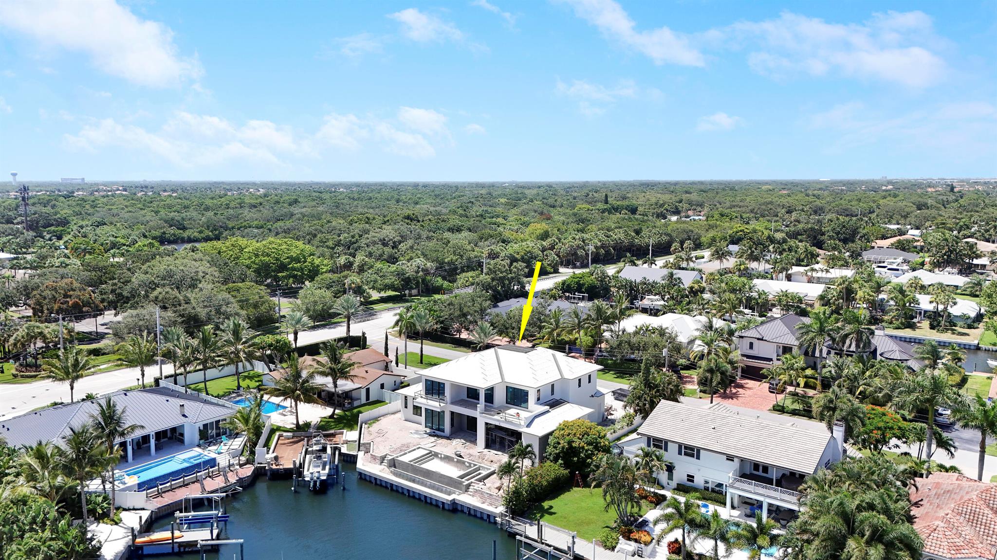 2442 Bay Circle