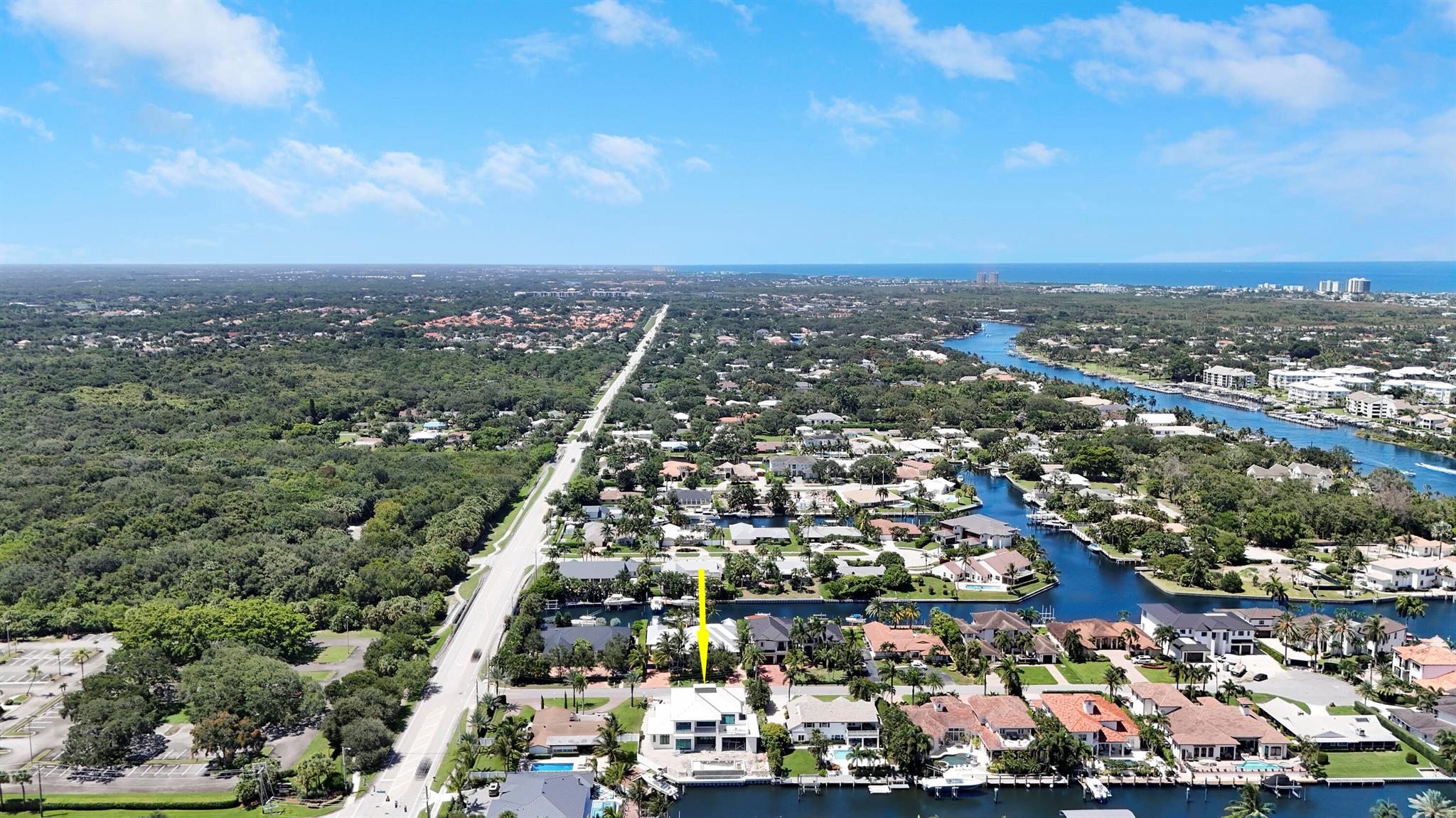 2442 Bay Circle