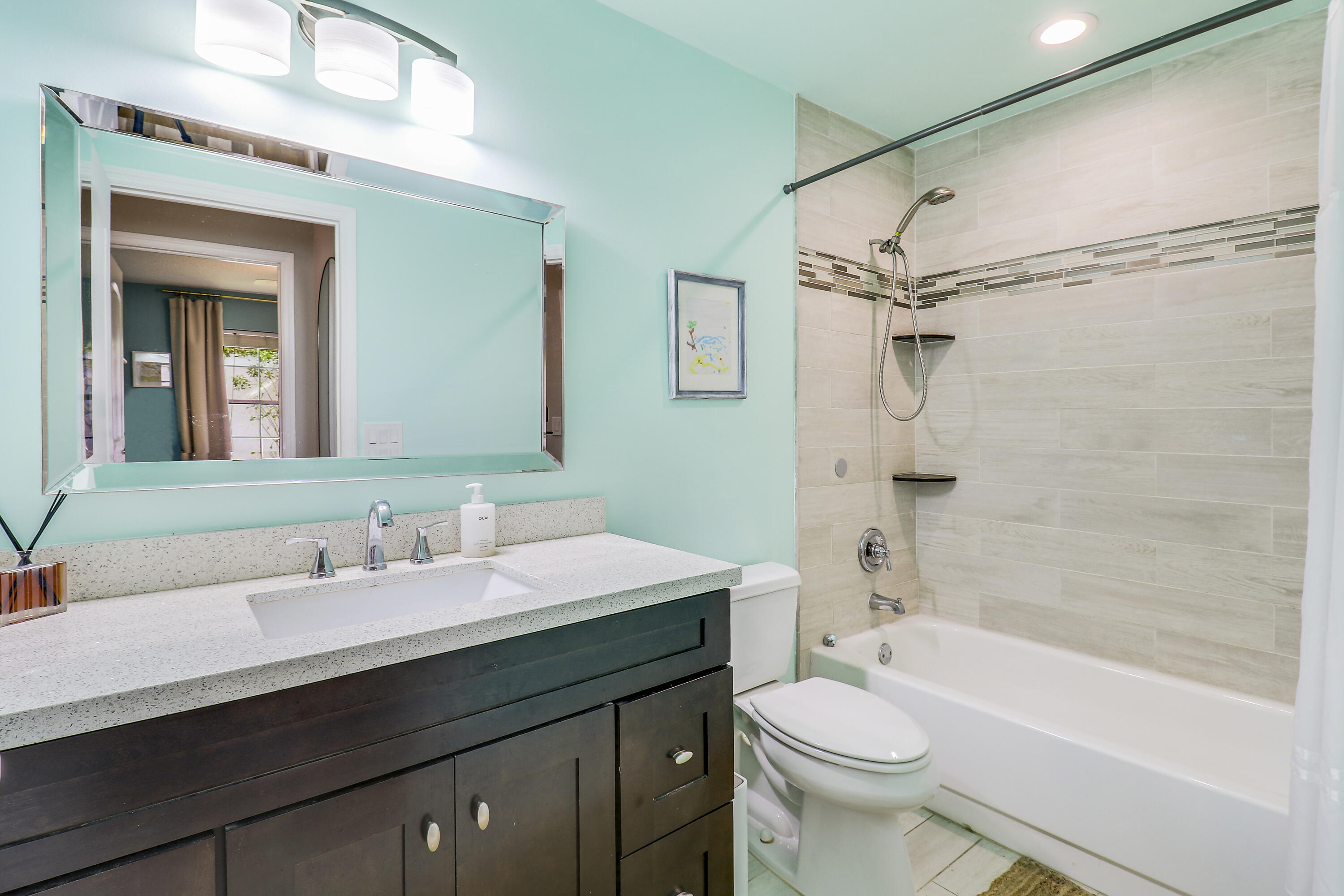 236 Moccasin Trail W