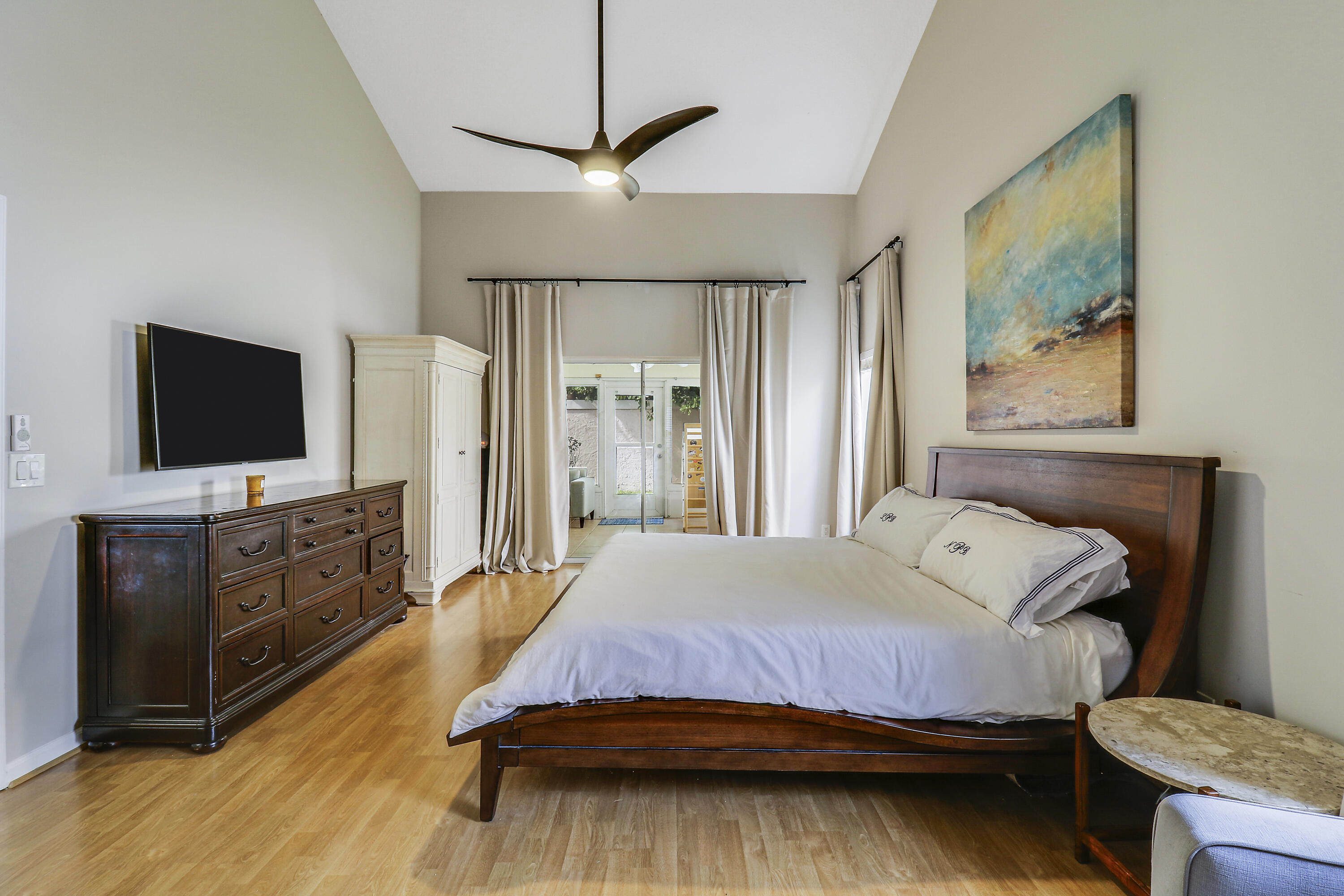 236 Moccasin Trail W