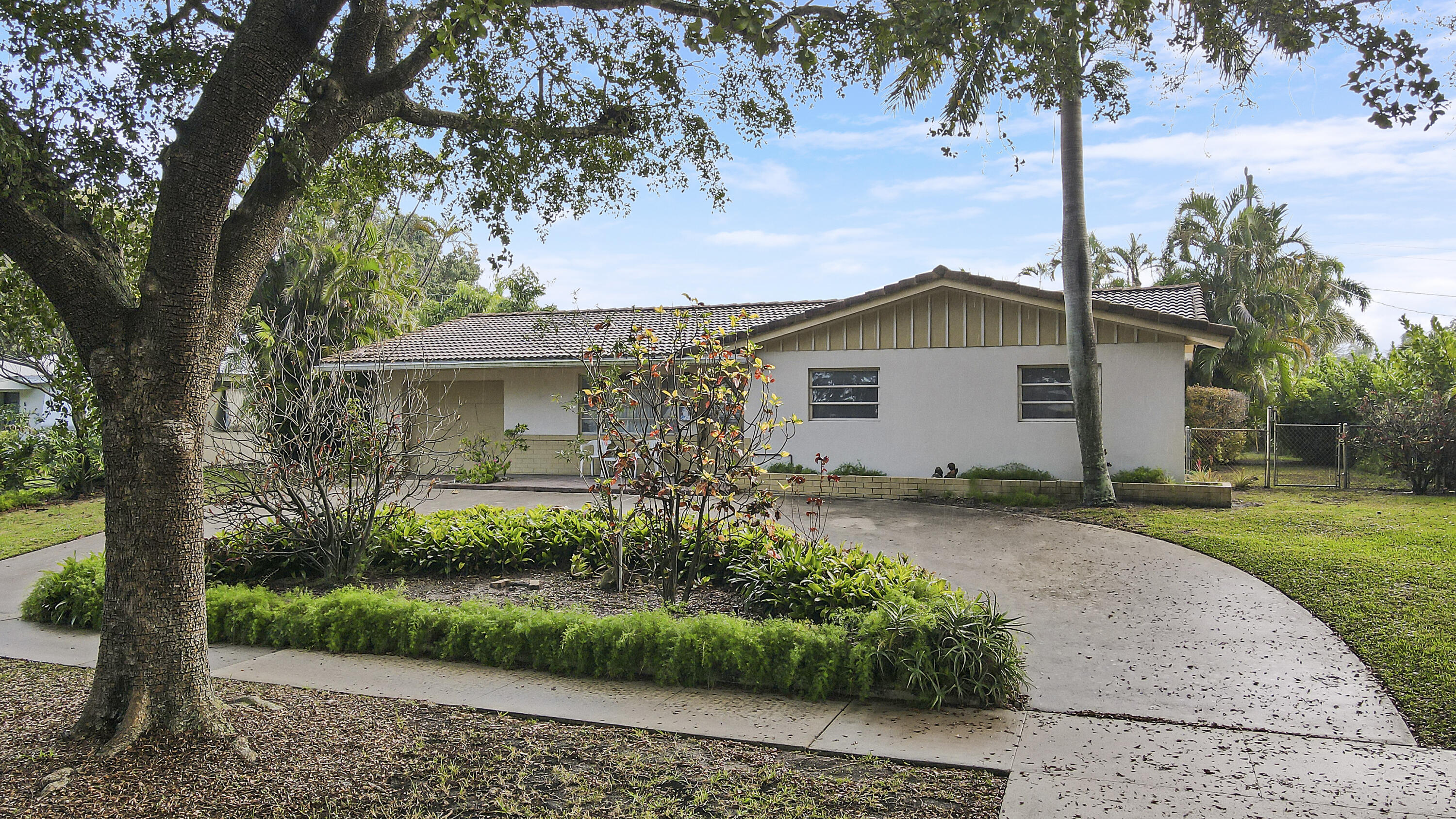 618 Anchorage Drive