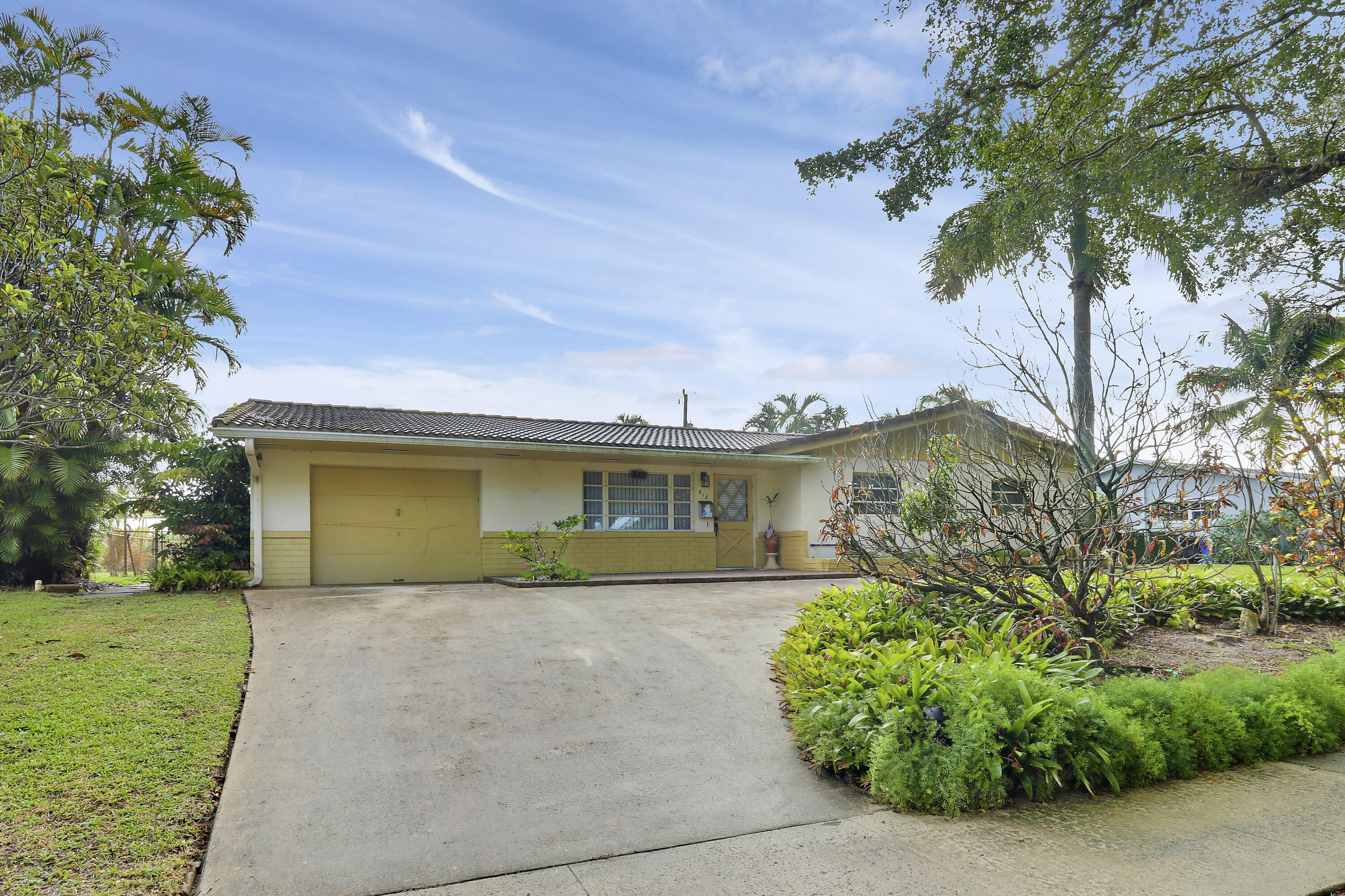 618 Anchorage Drive