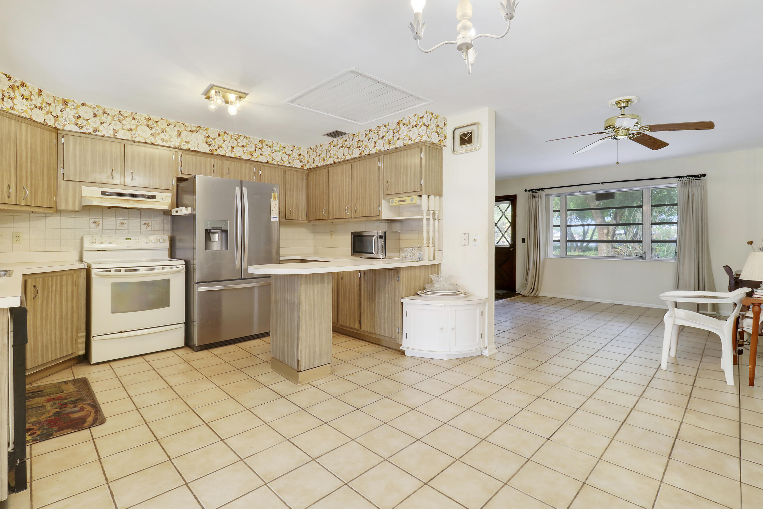 618 Anchorage Drive