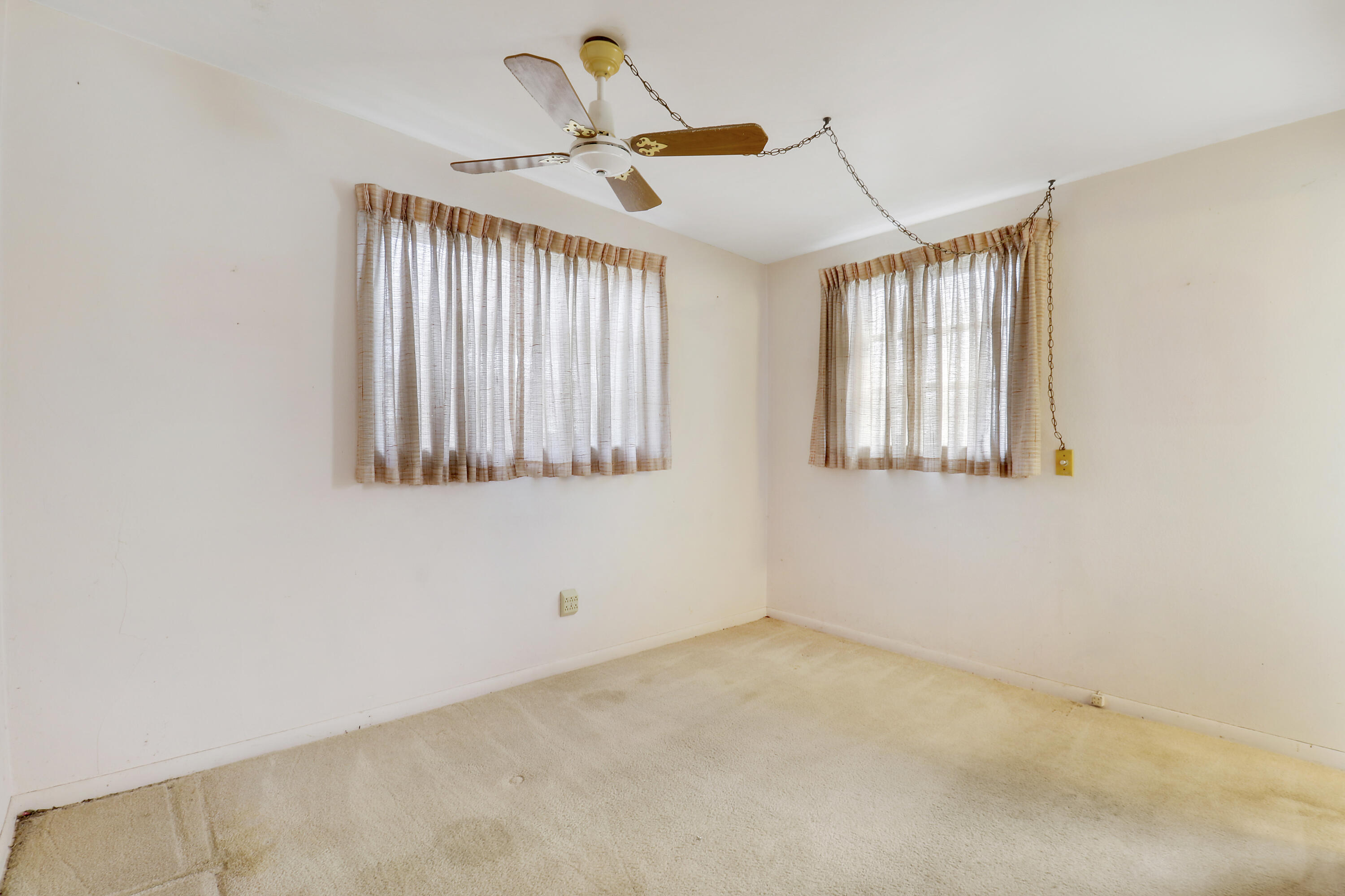 618 Anchorage Drive