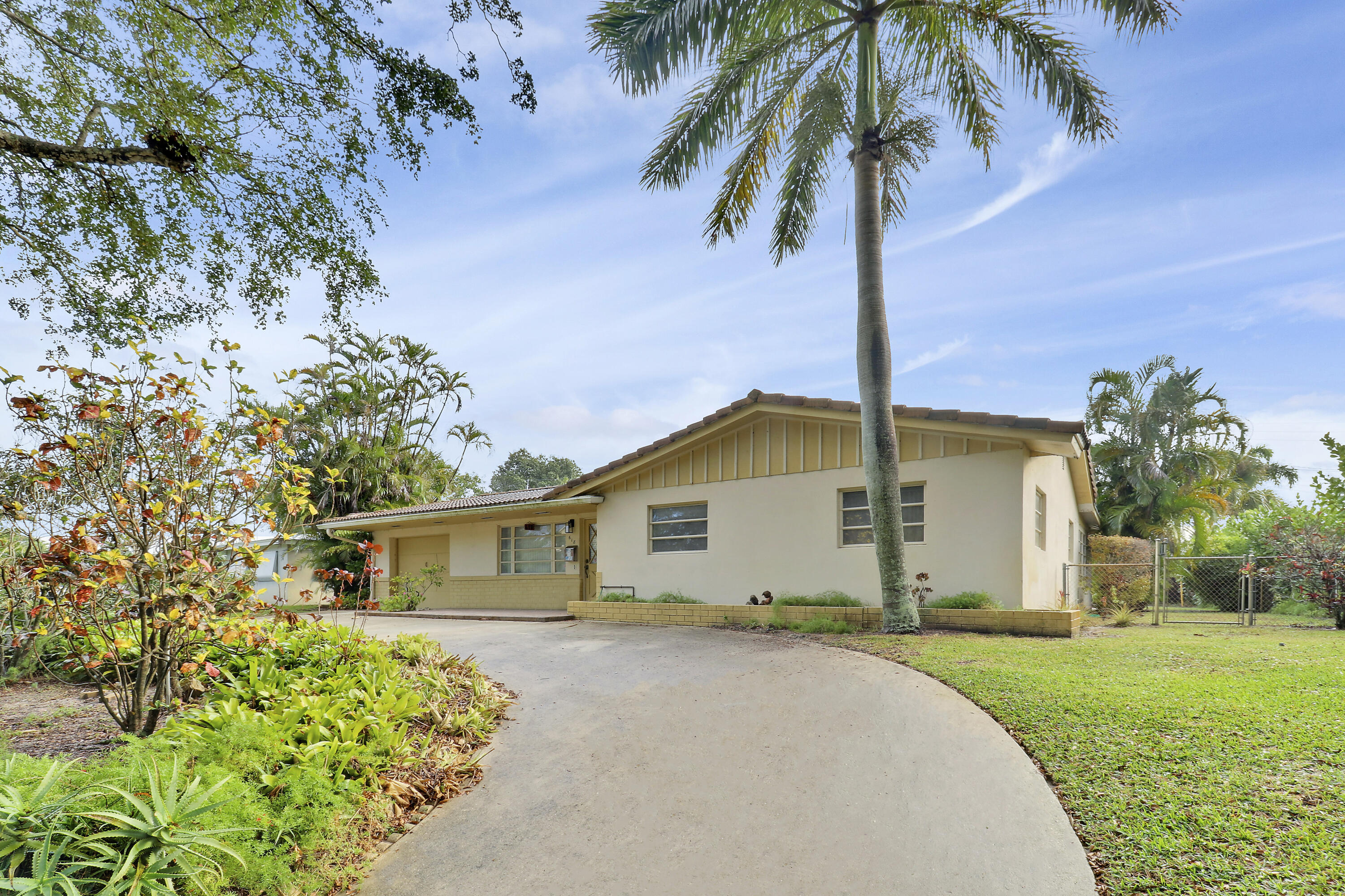 618 Anchorage Drive