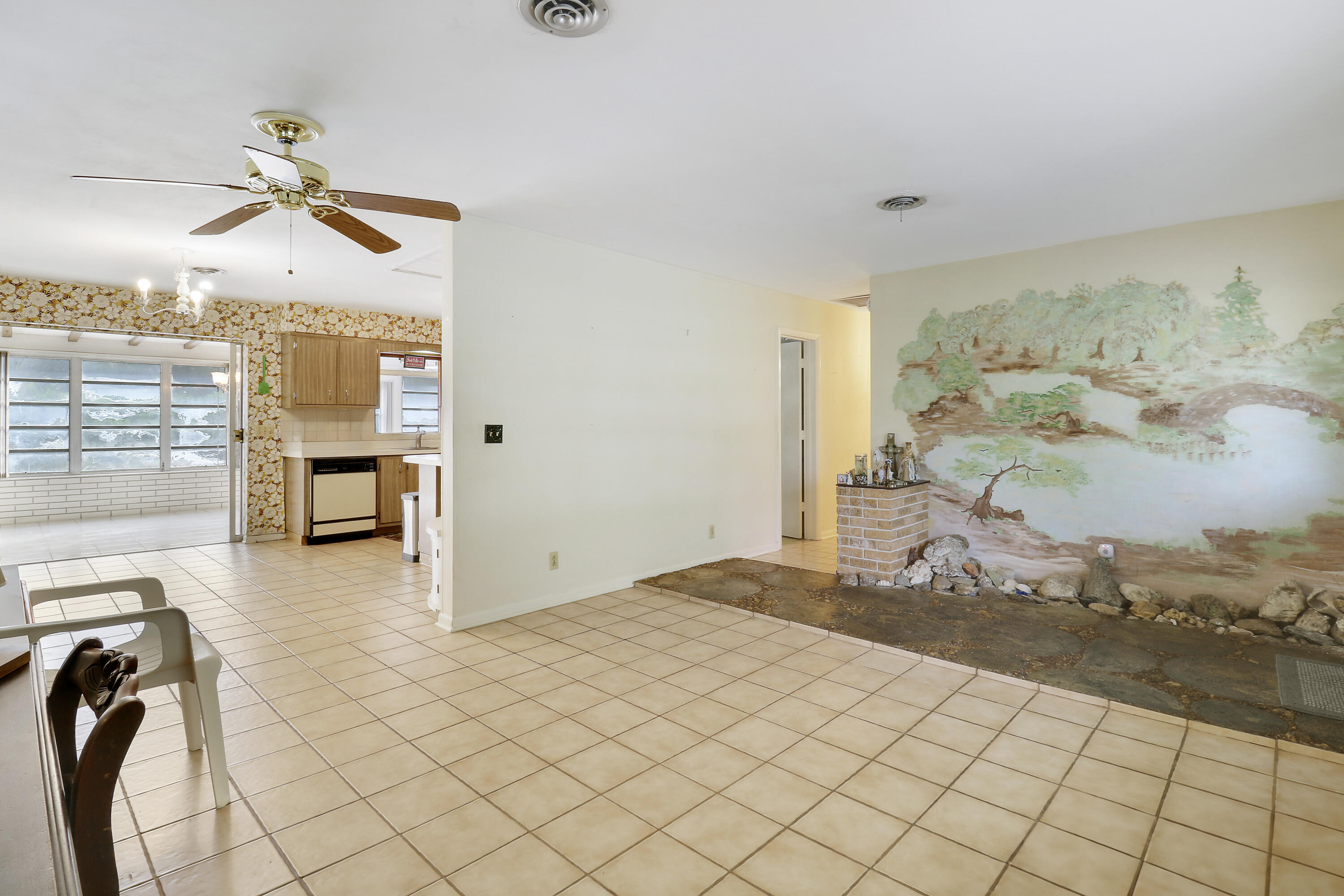 618 Anchorage Drive
