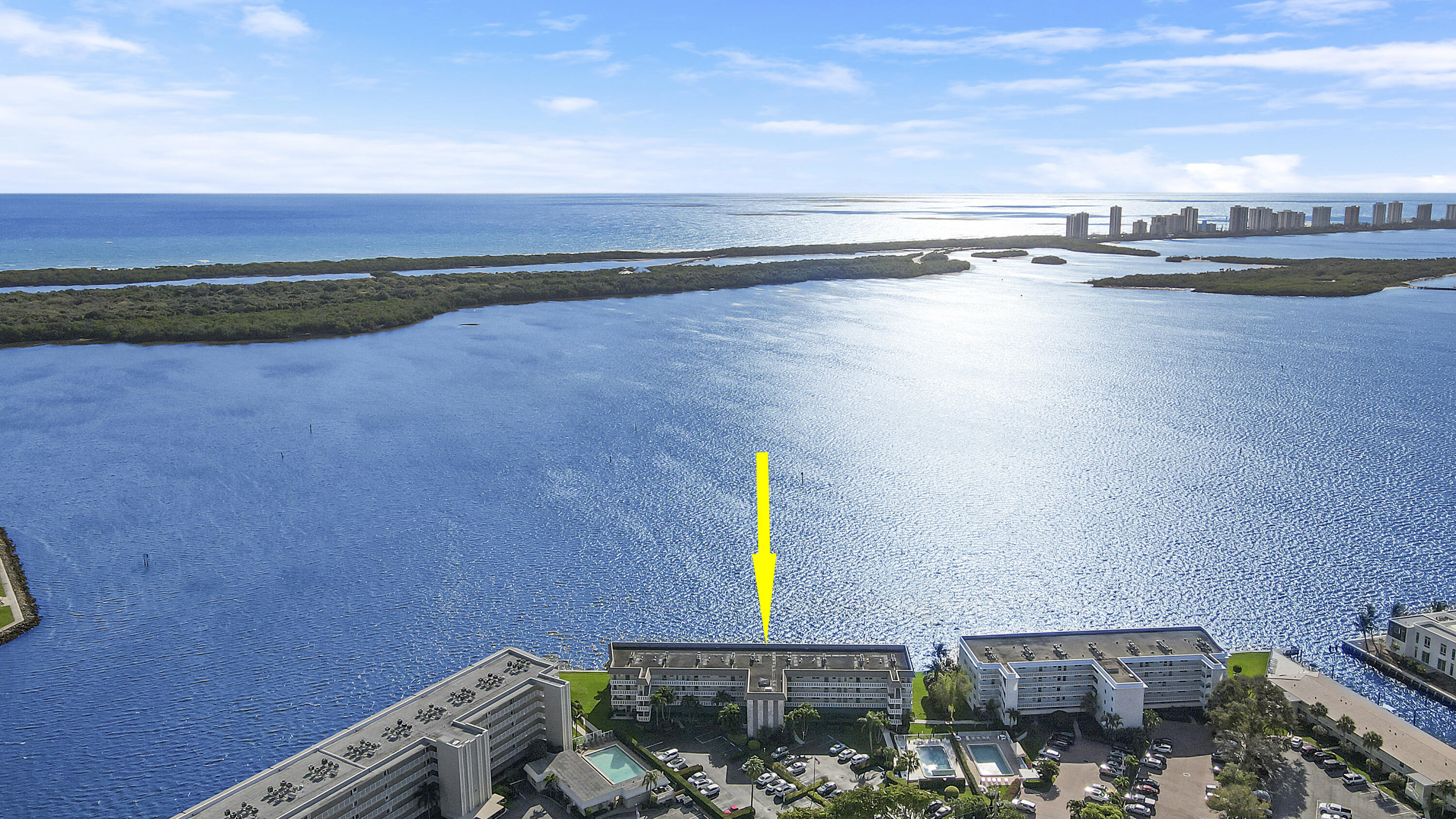 52 Yacht Club Dr 408