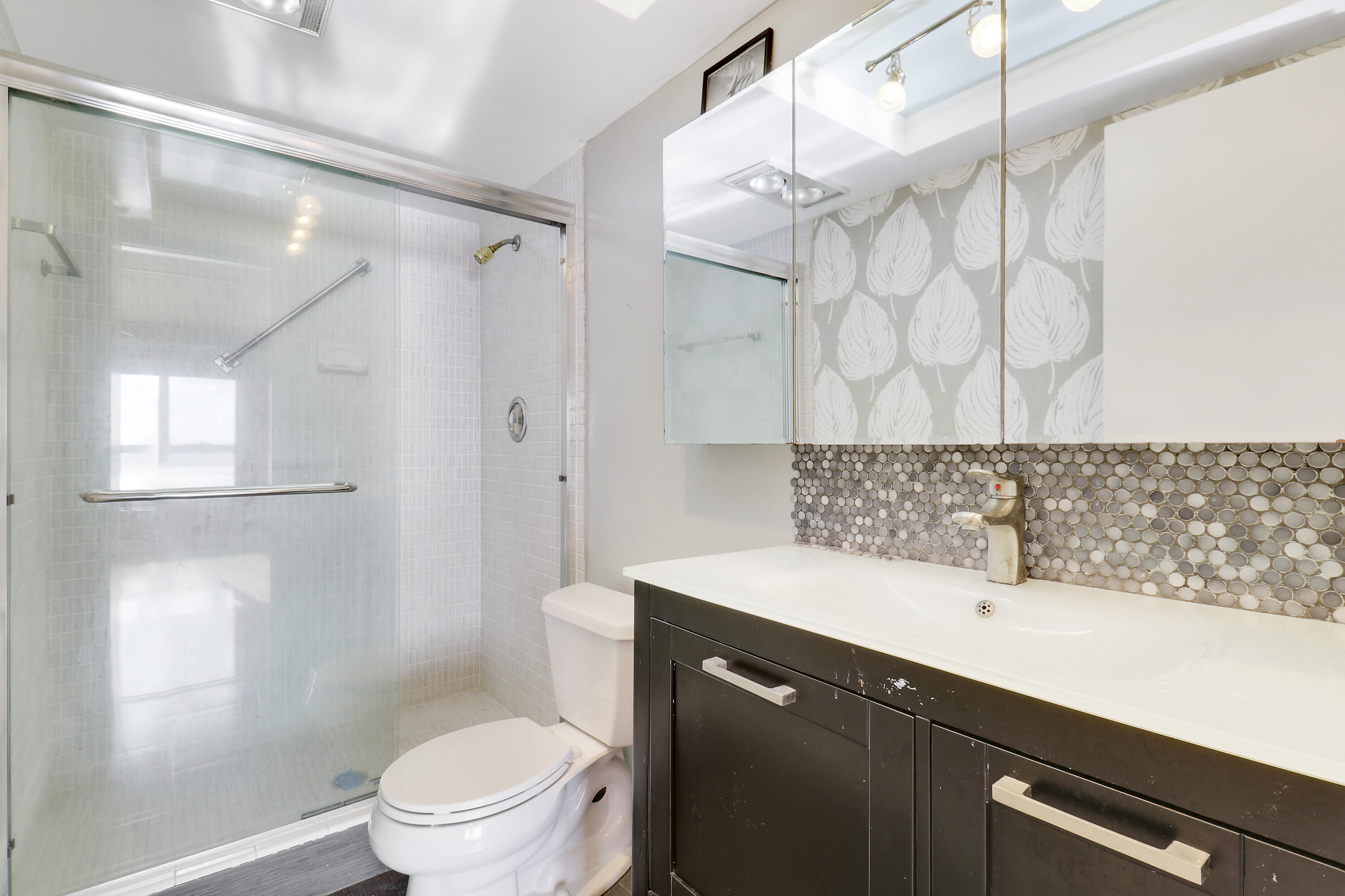 52 Yacht Club Dr 408