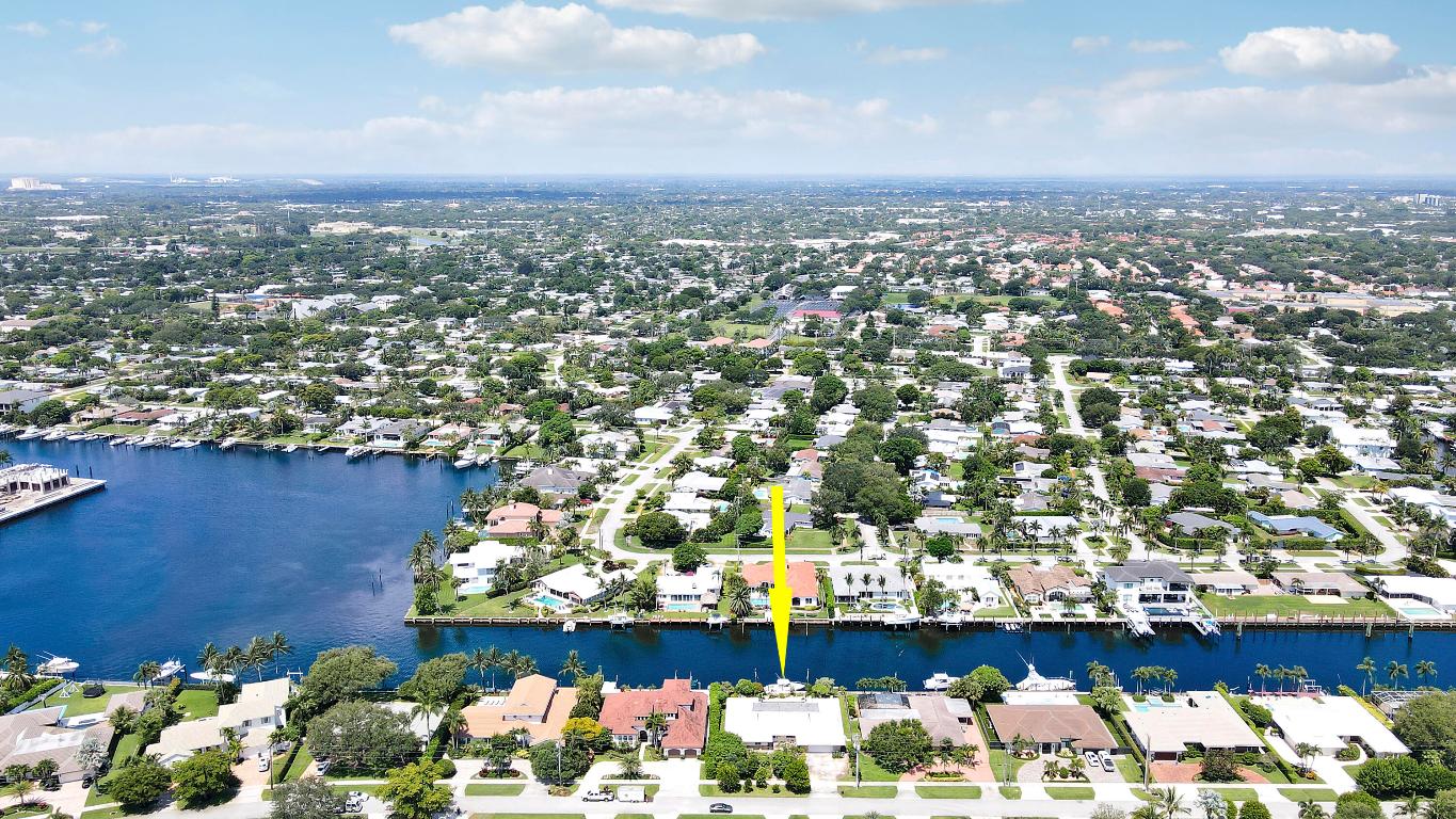 879 Country Club Drive