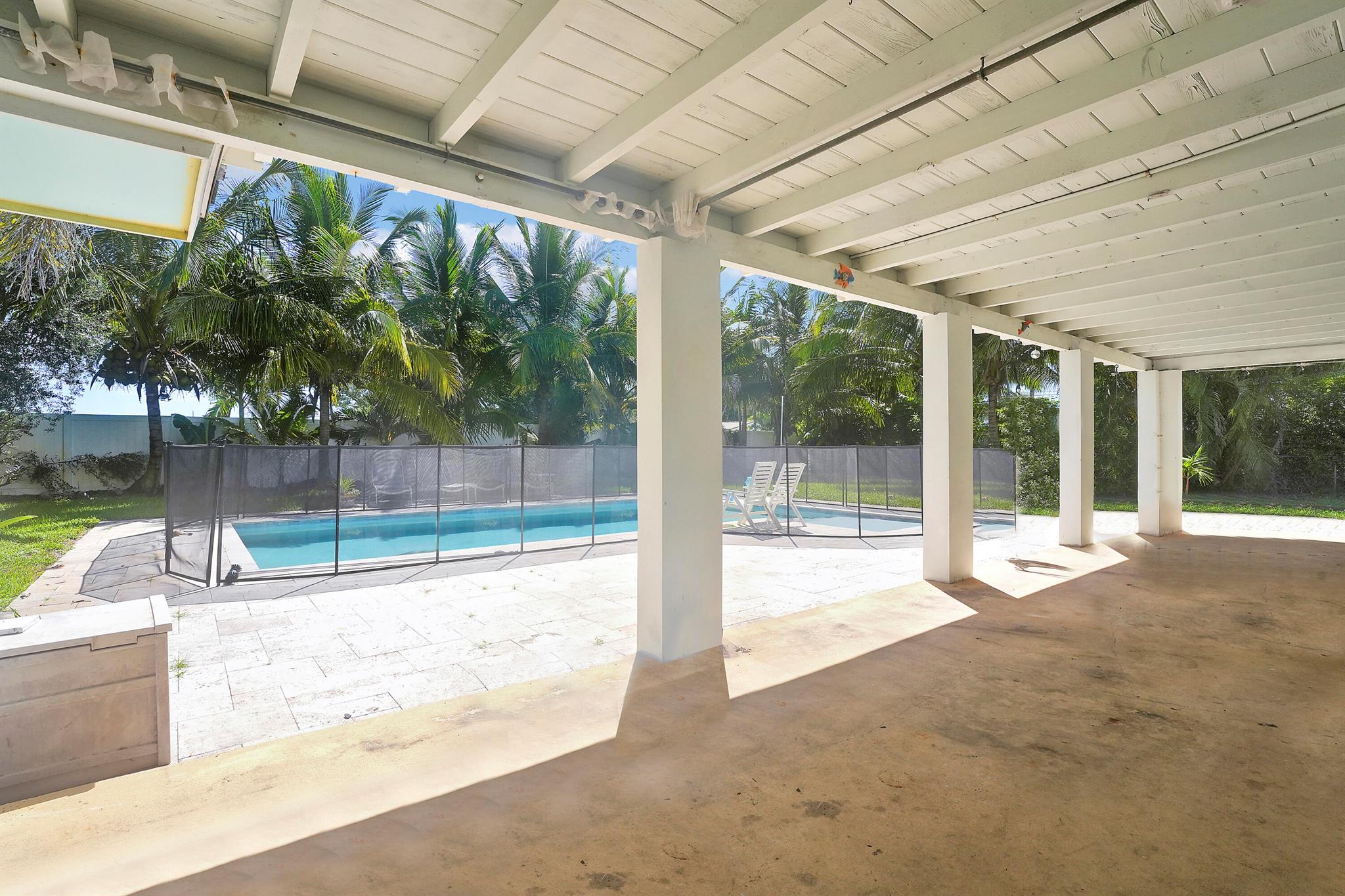 808 Country Club Drive