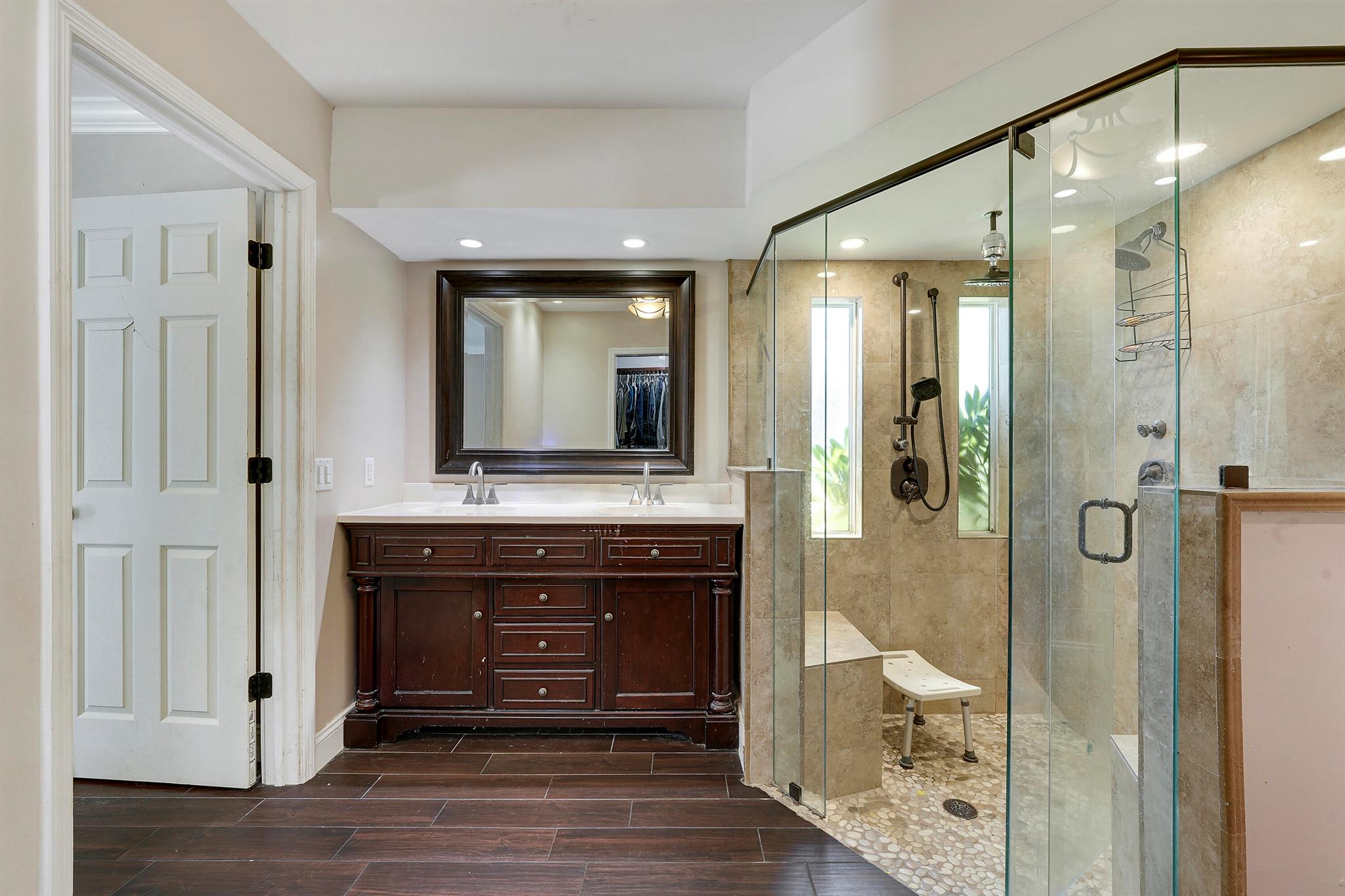 808 Country Club Drive