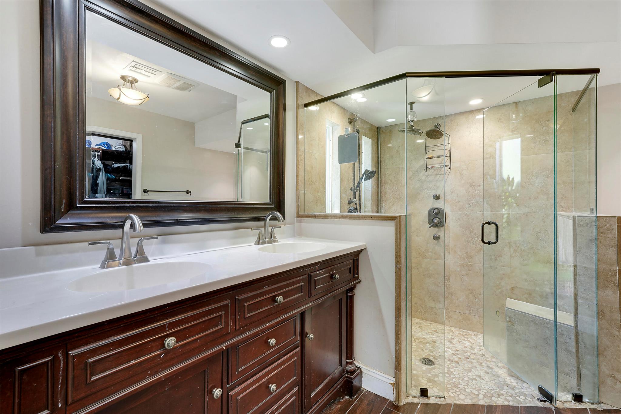 808 Country Club Drive