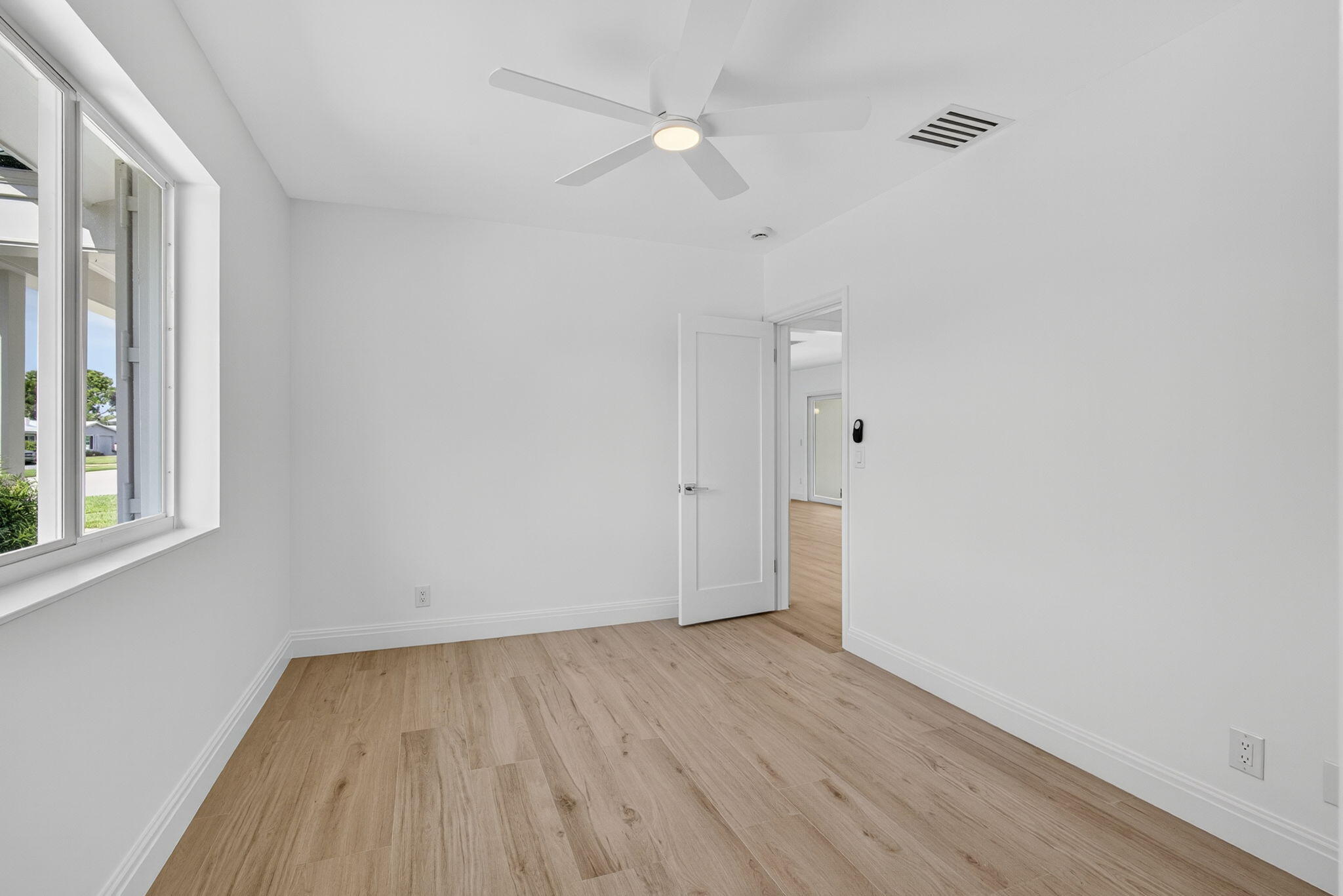 525 Kingfish Road