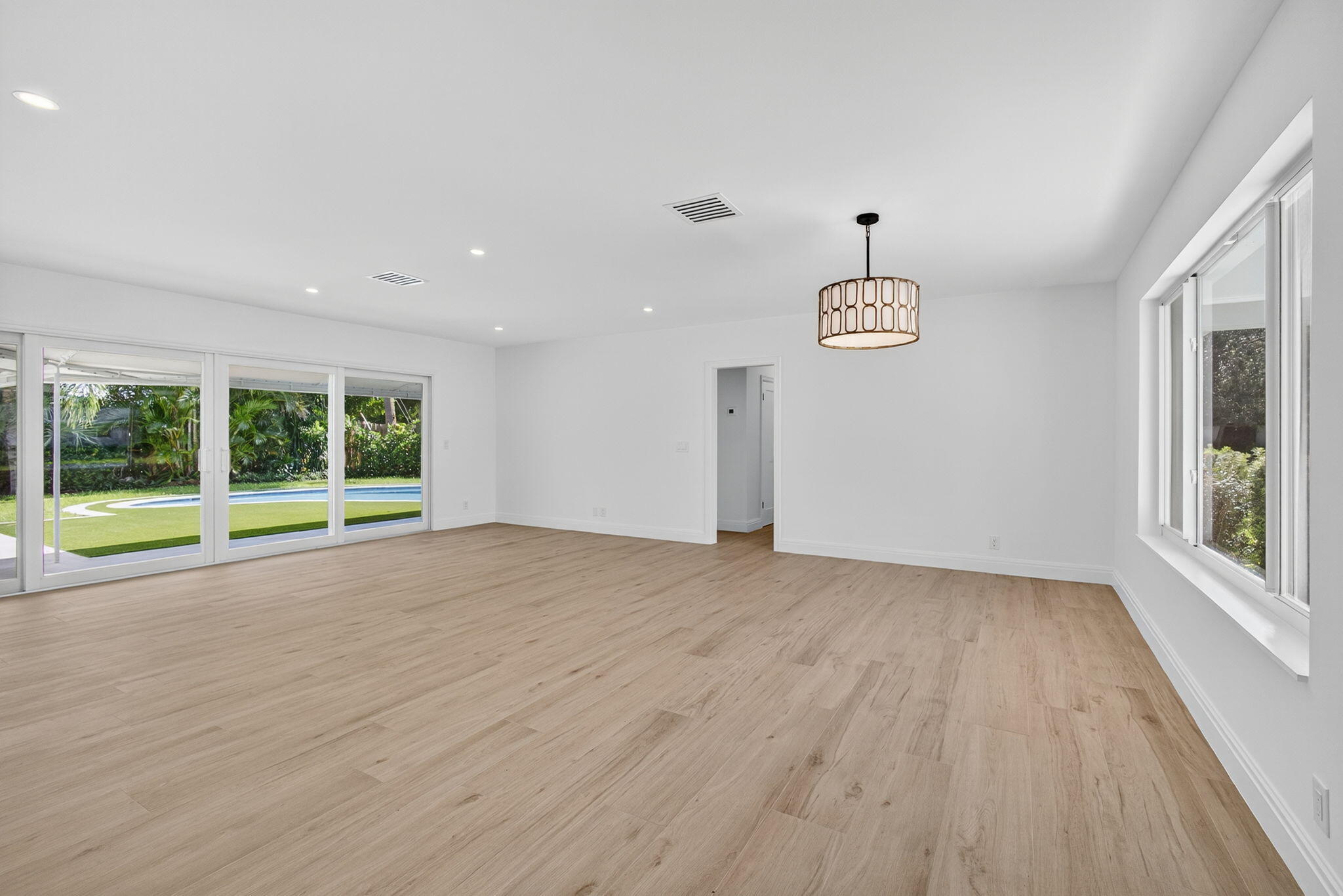 525 Kingfish Road