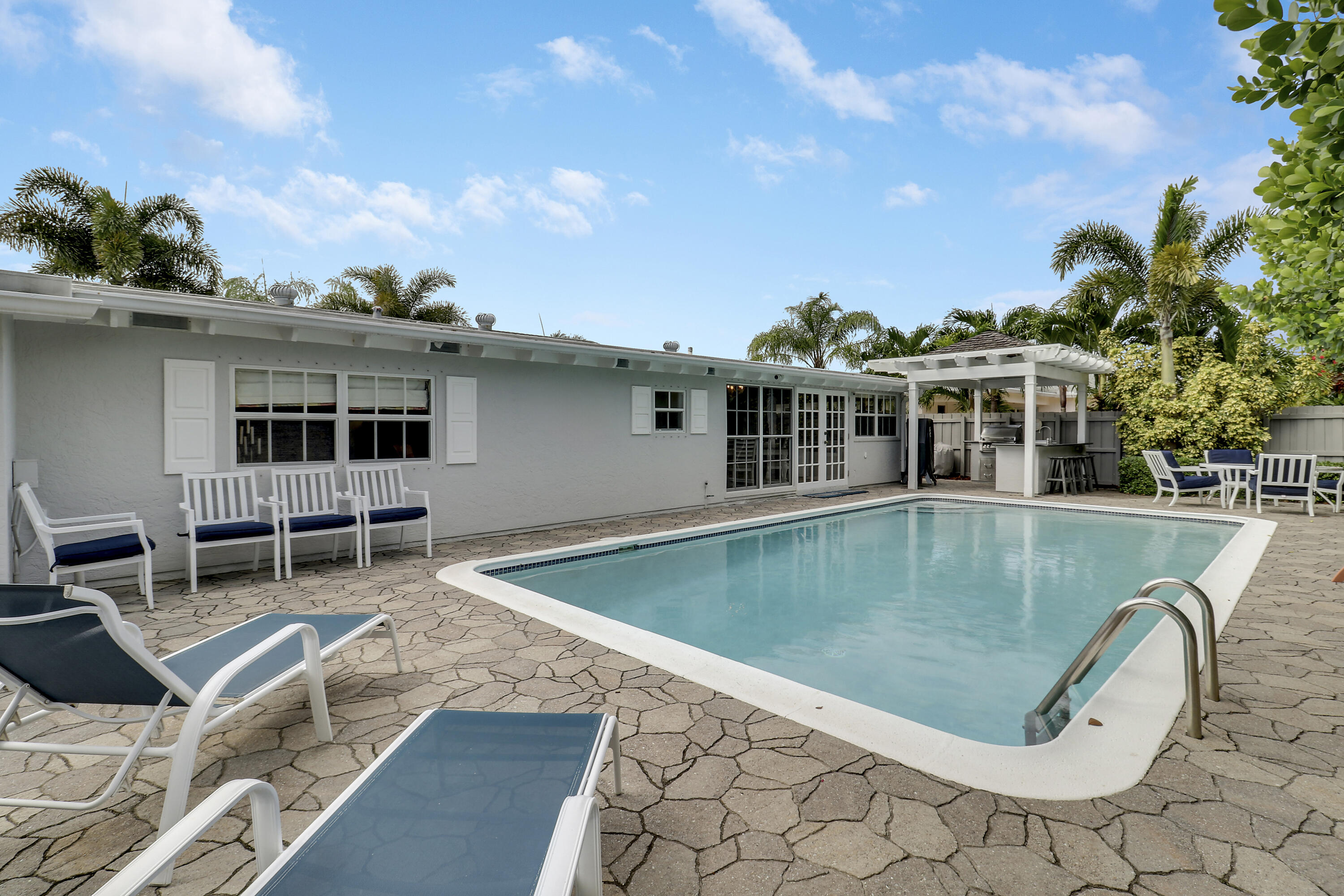 421 Driftwood Road