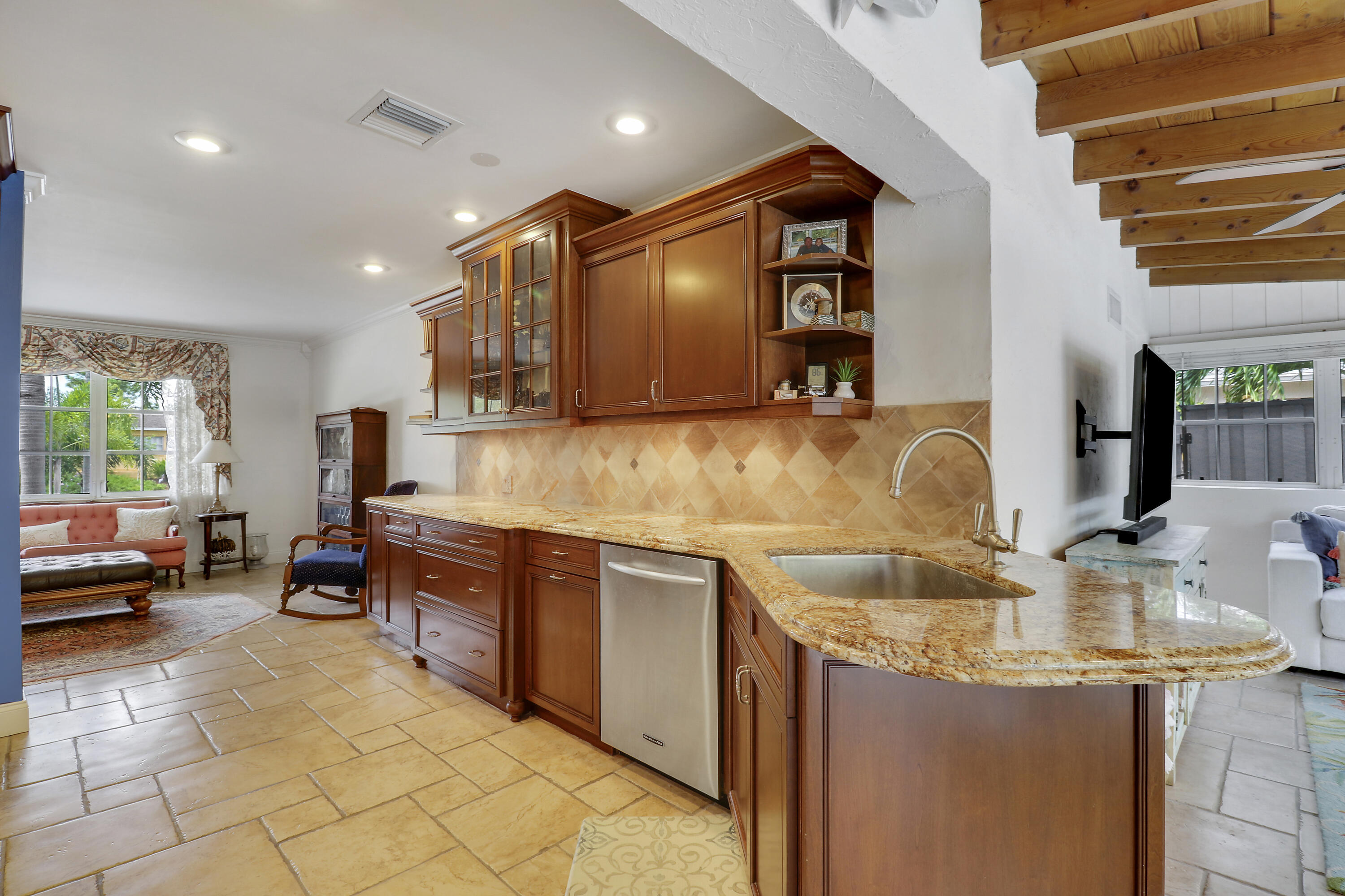 421 Driftwood Road