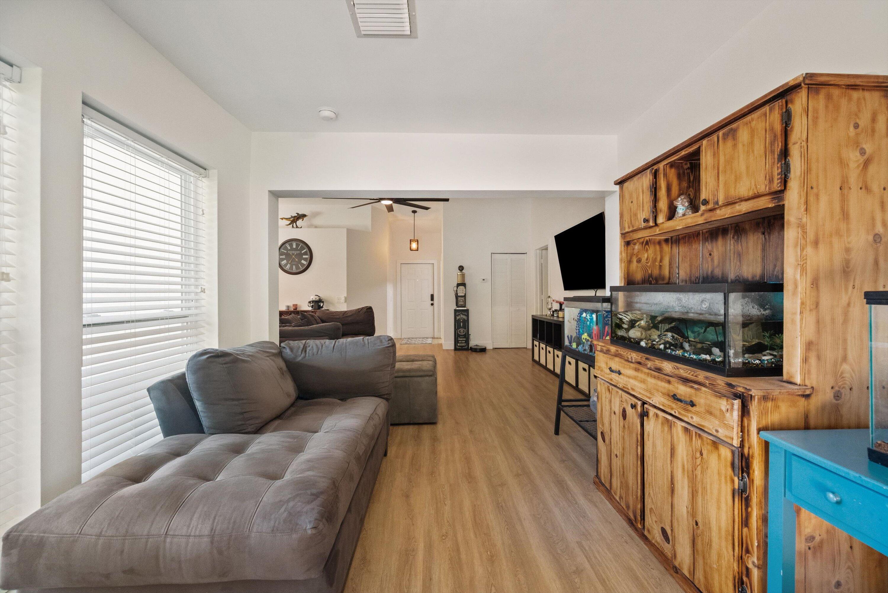 16710 75th Avenue N