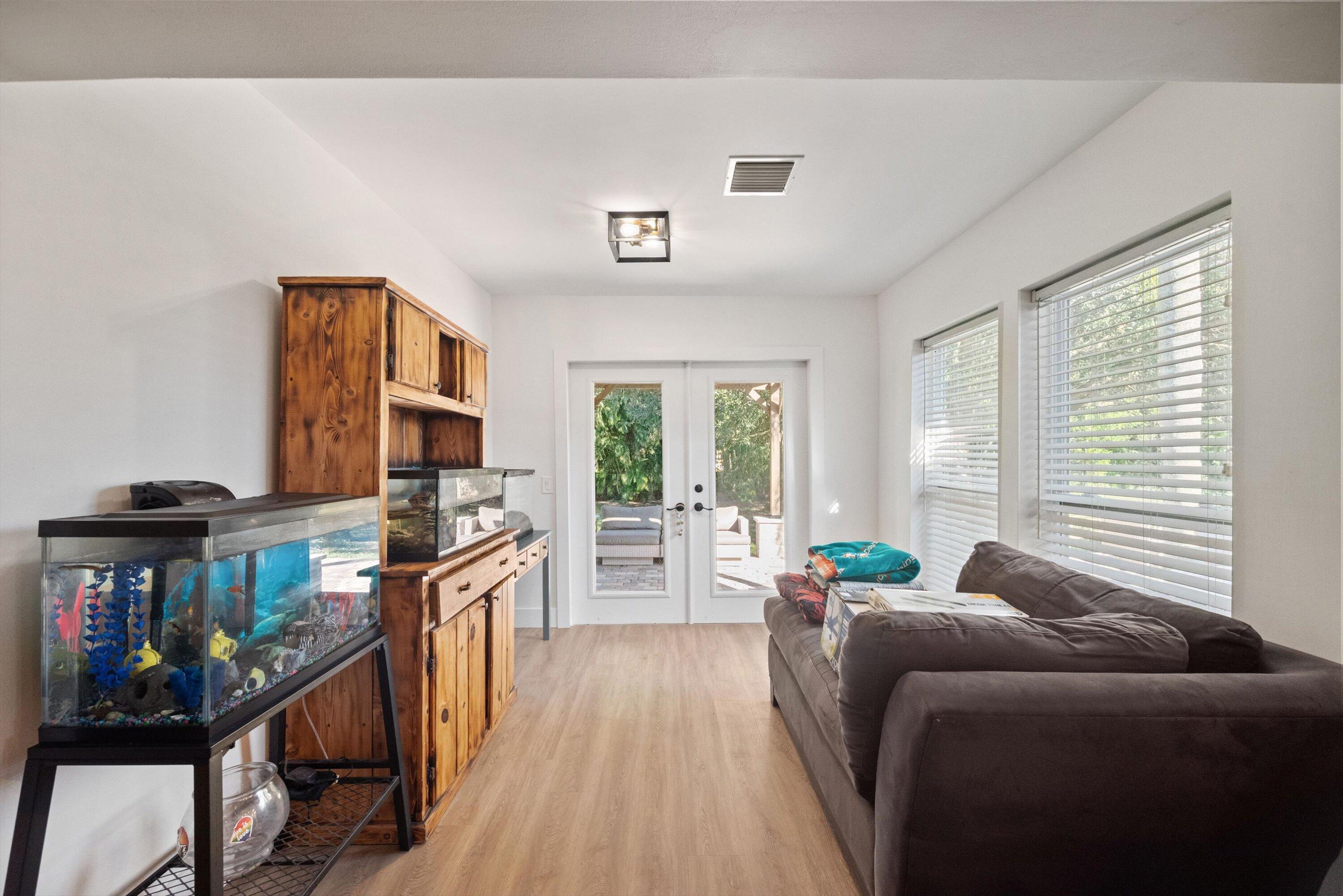 16710 75th Avenue N