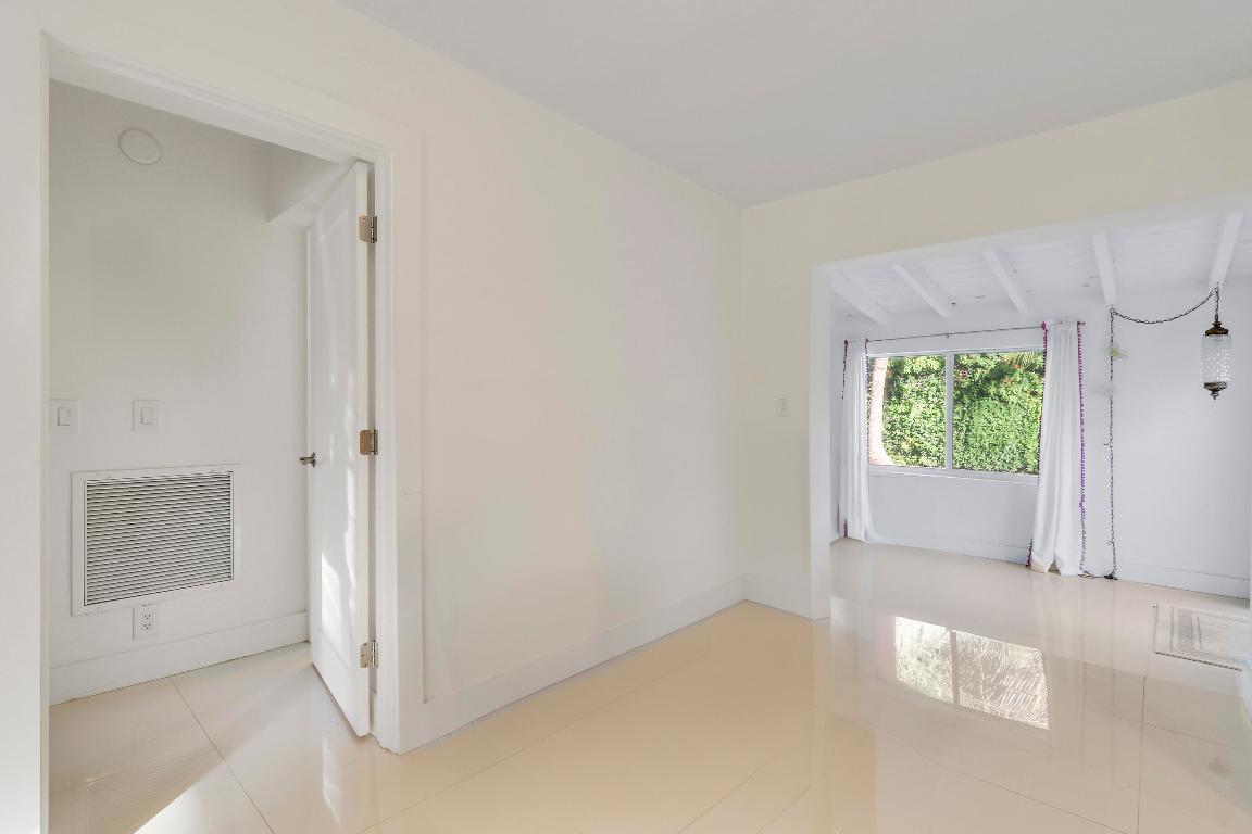 405 Ebbtide Drive Drive