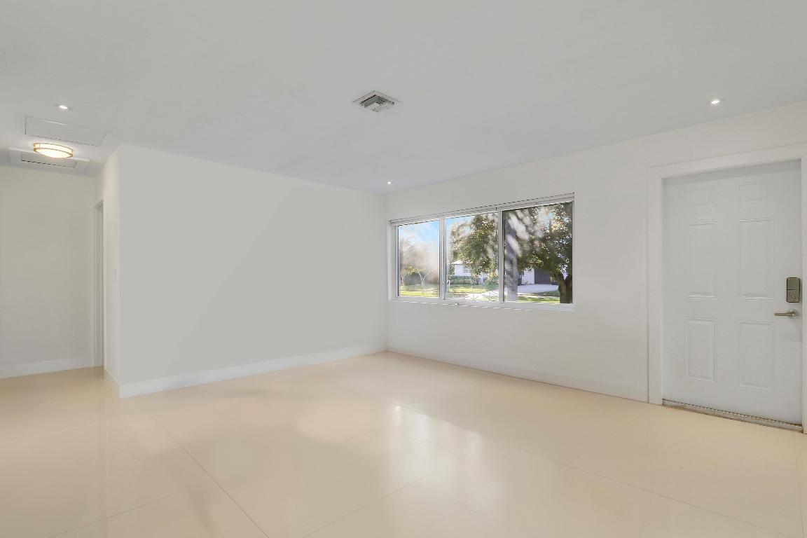 405 Ebbtide Drive Drive