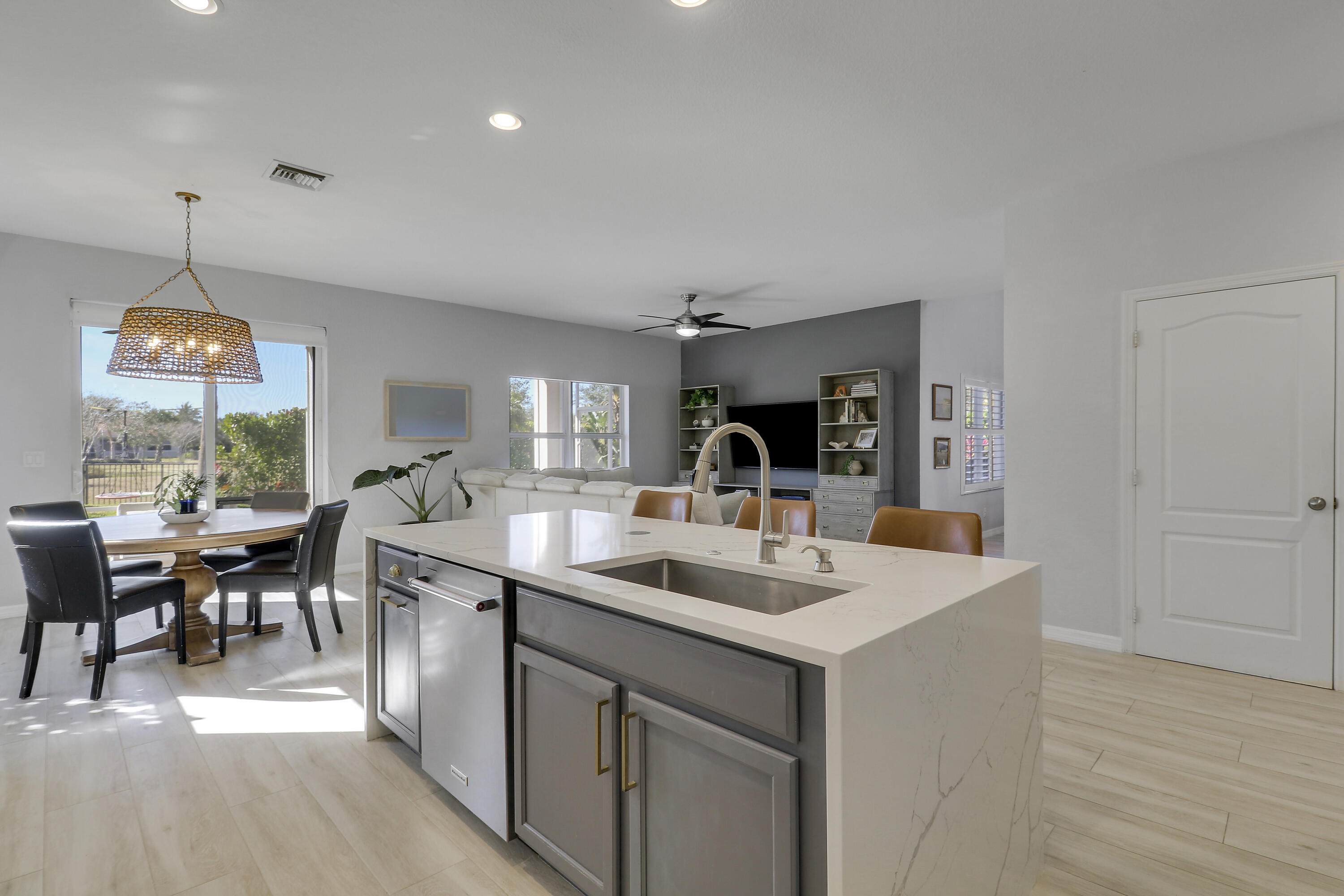 156 Andros Harbour Place