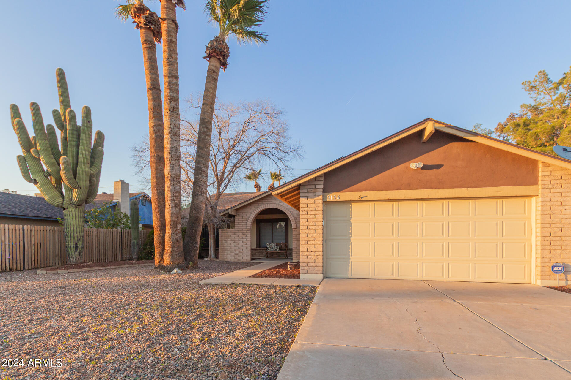 3156 W JUNIPER Avenue