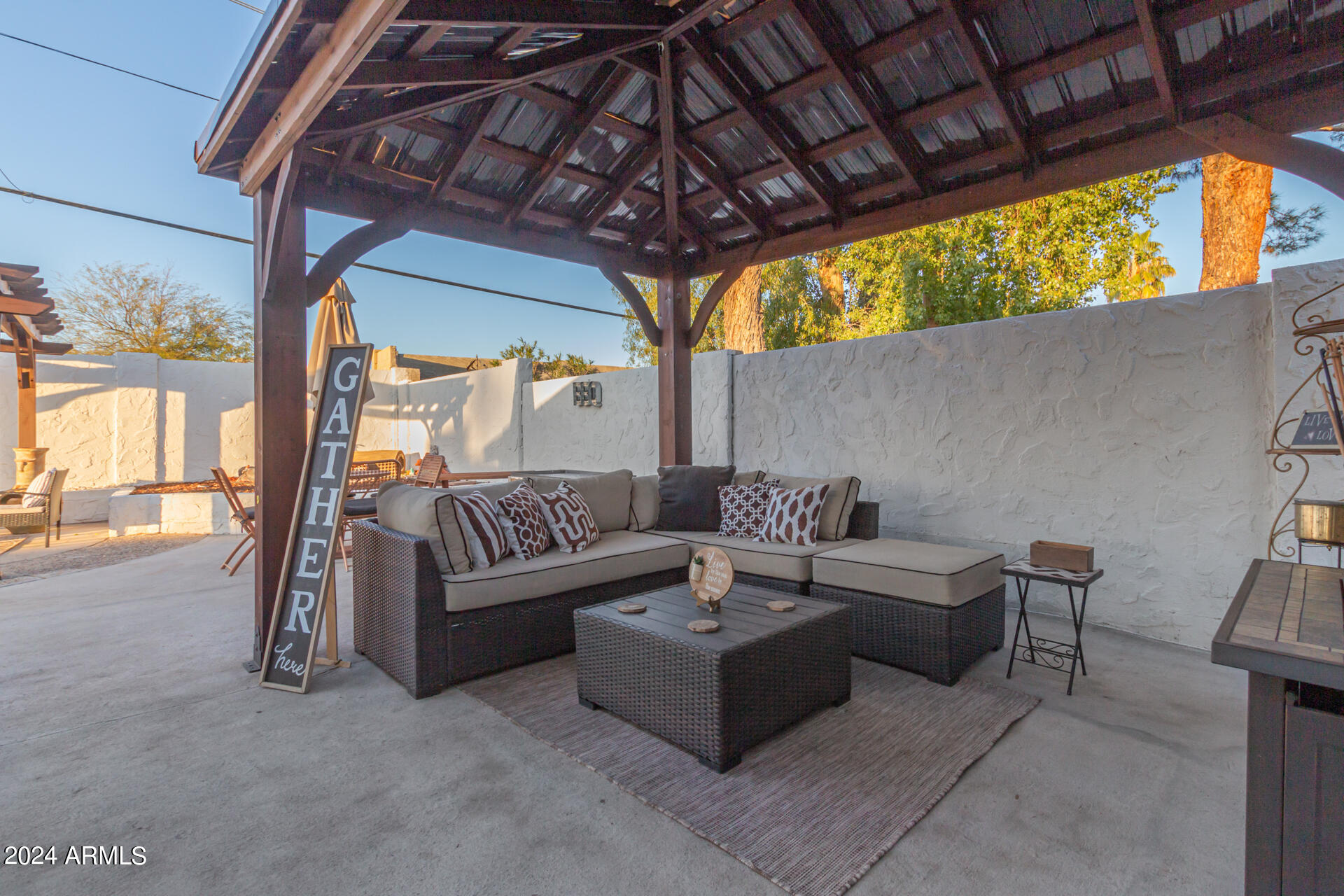 3156 W JUNIPER Avenue