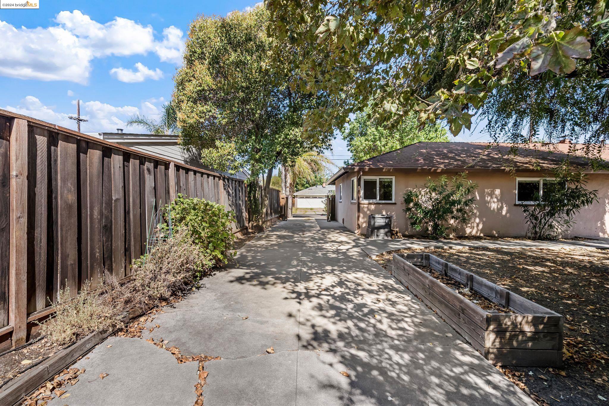 209 Cleopatra Drive
