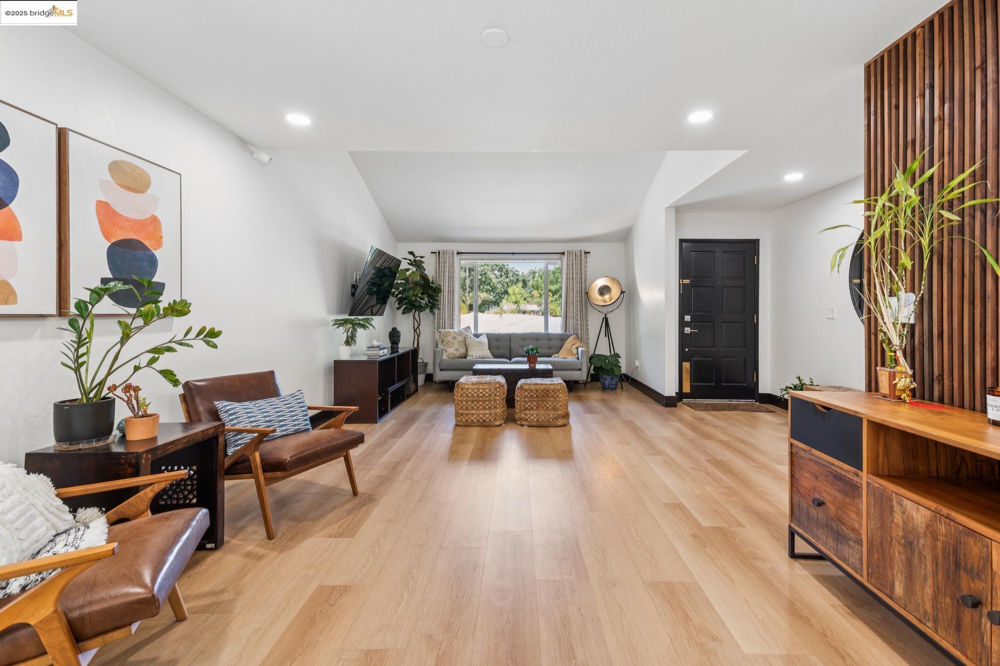 3093 Diablo View Rd