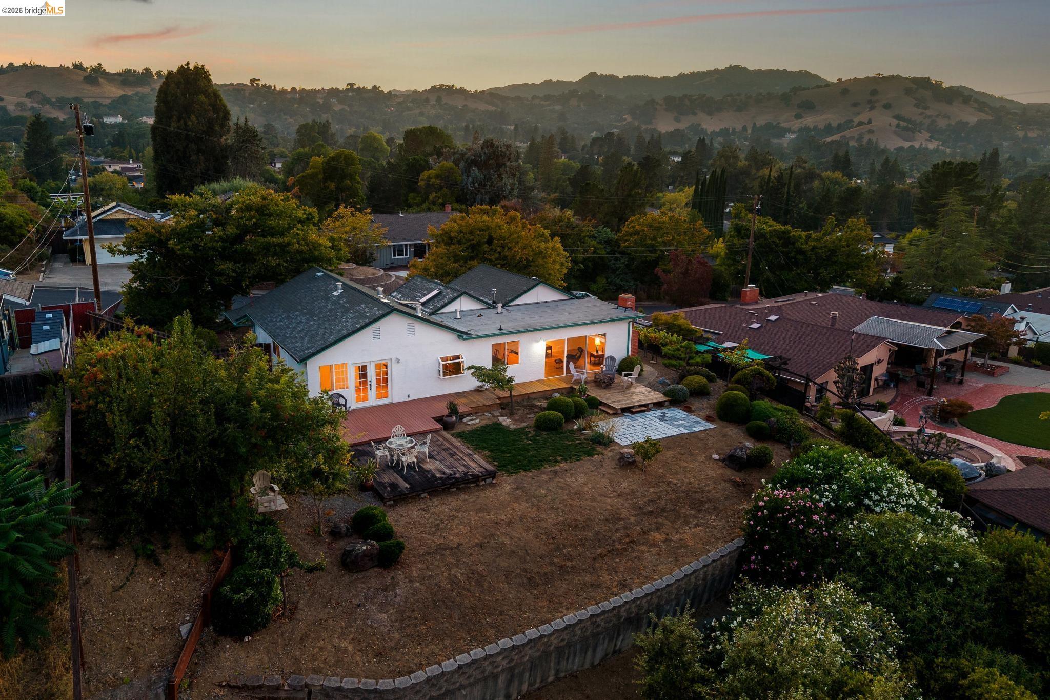 1540 Encanto Place