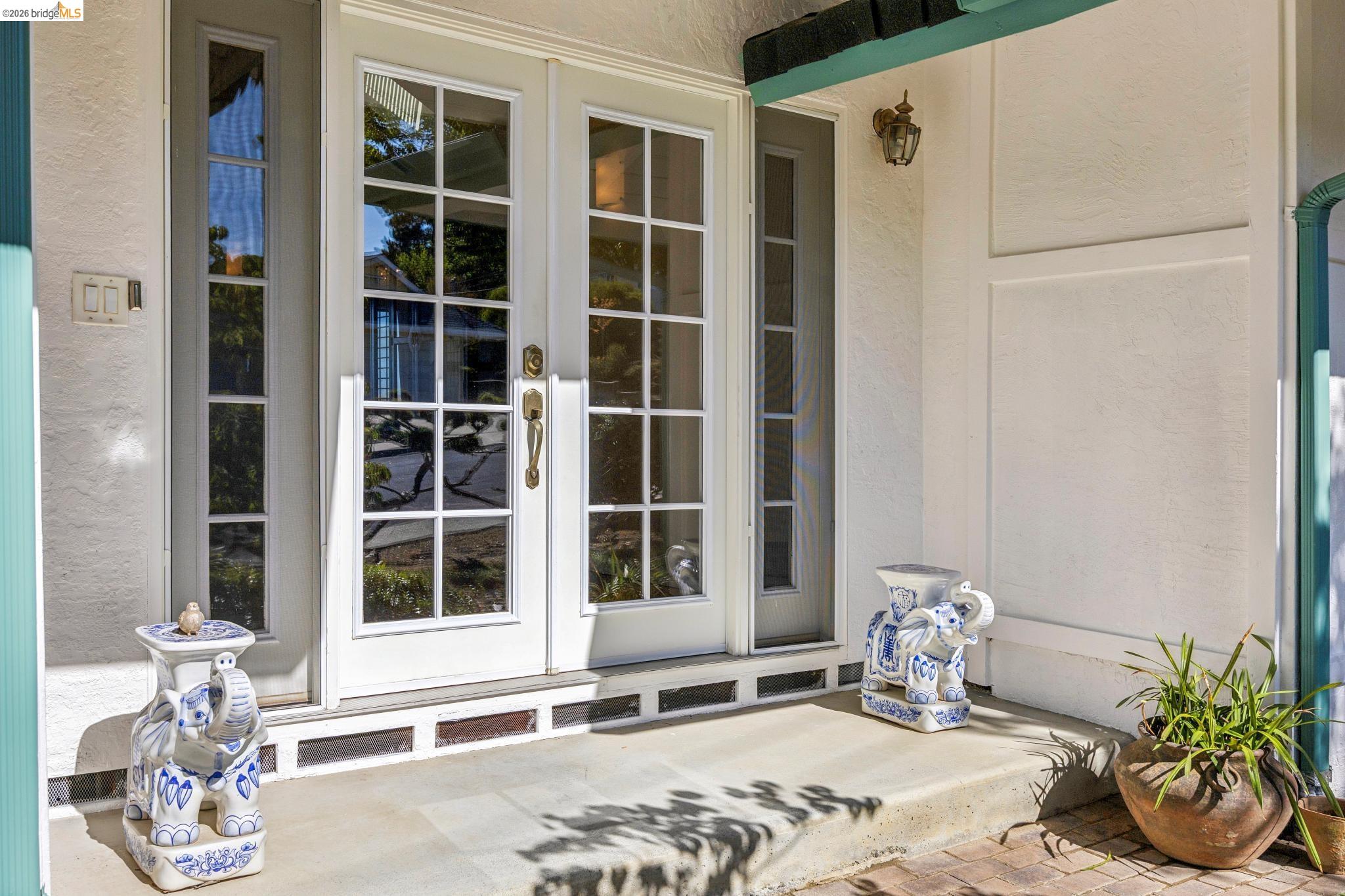 1540 Encanto Place