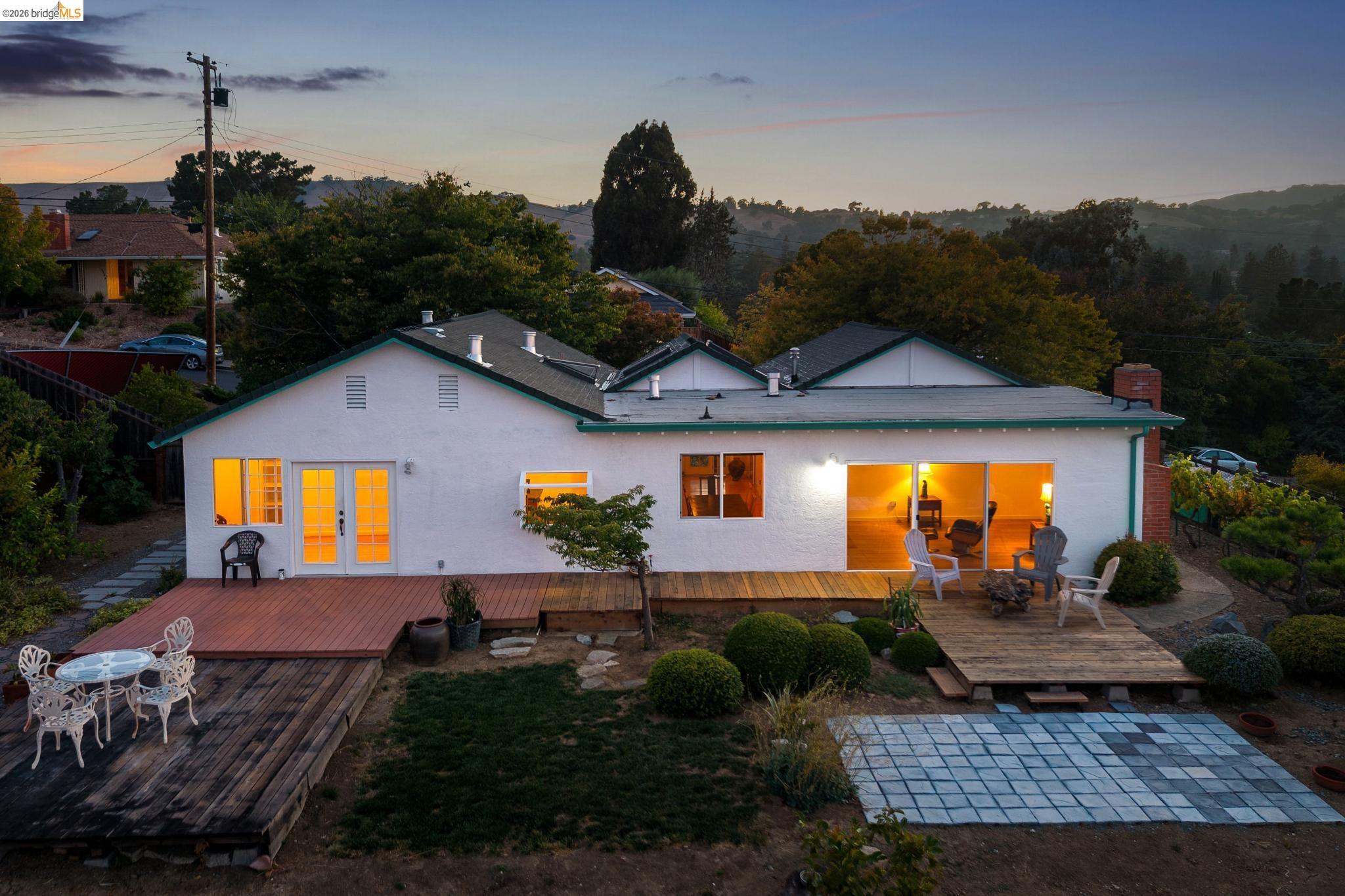 1540 Encanto Place