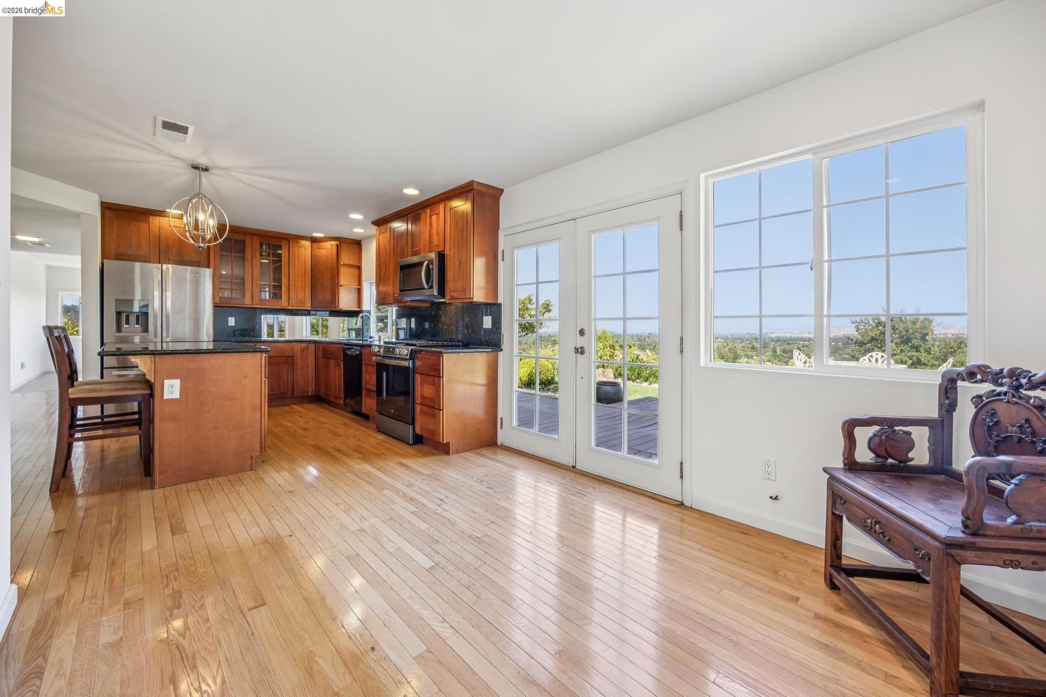 1540 Encanto Place