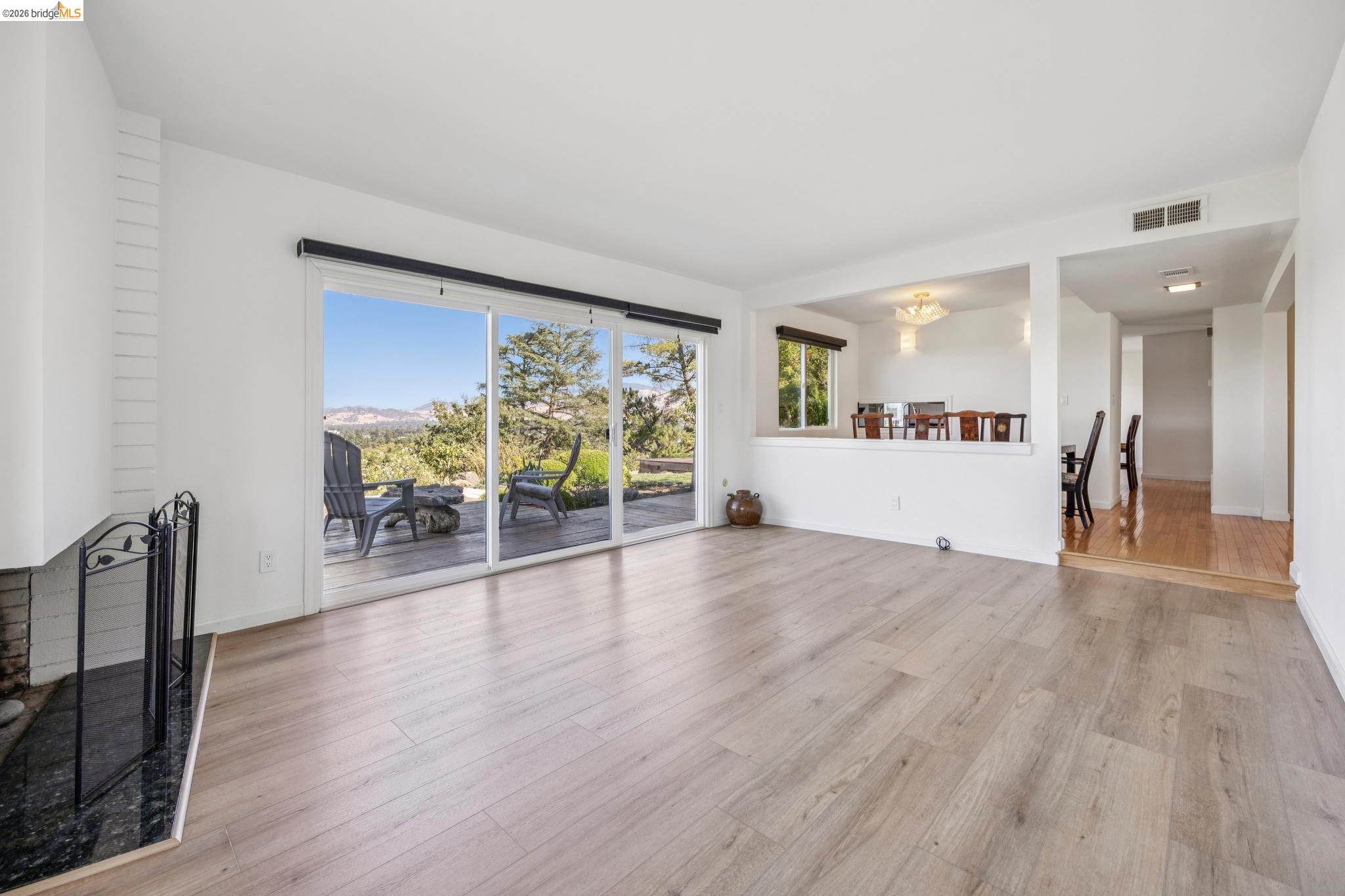 1540 Encanto Place