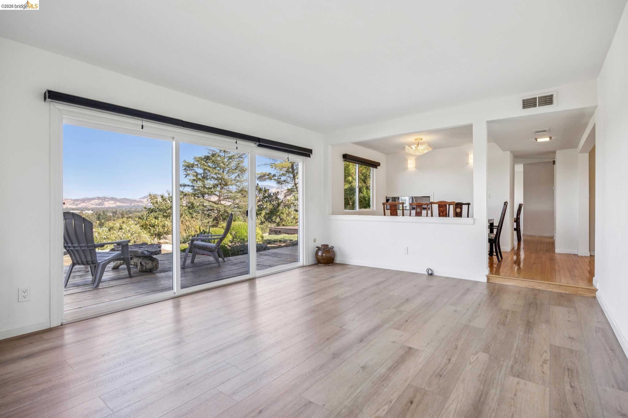 1540 Encanto Place