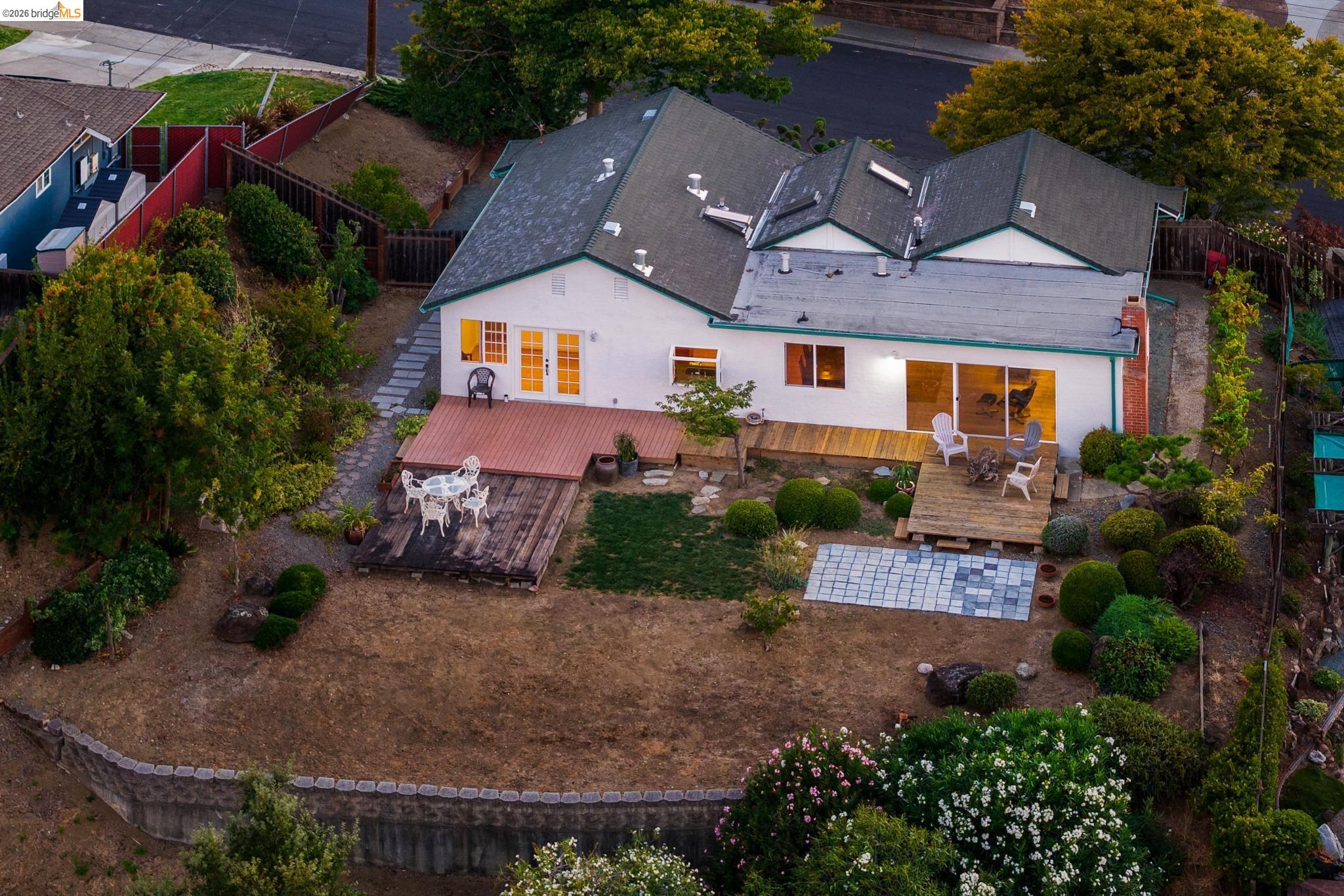 1540 Encanto Place