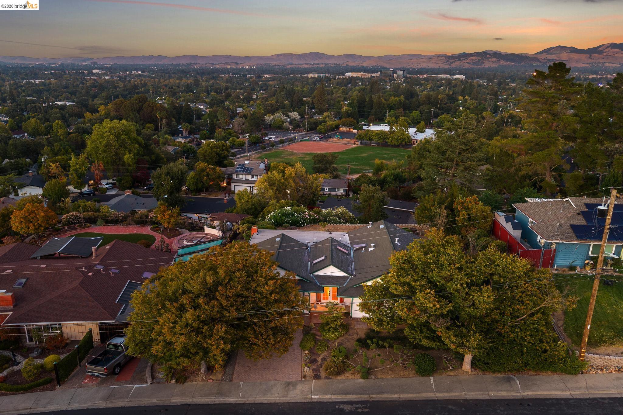 1540 Encanto Place