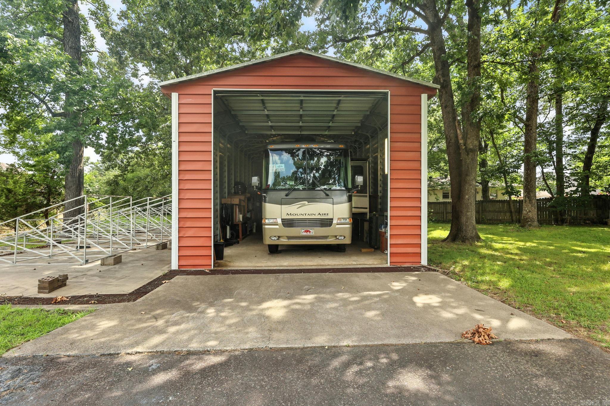15808 Taylor Loop