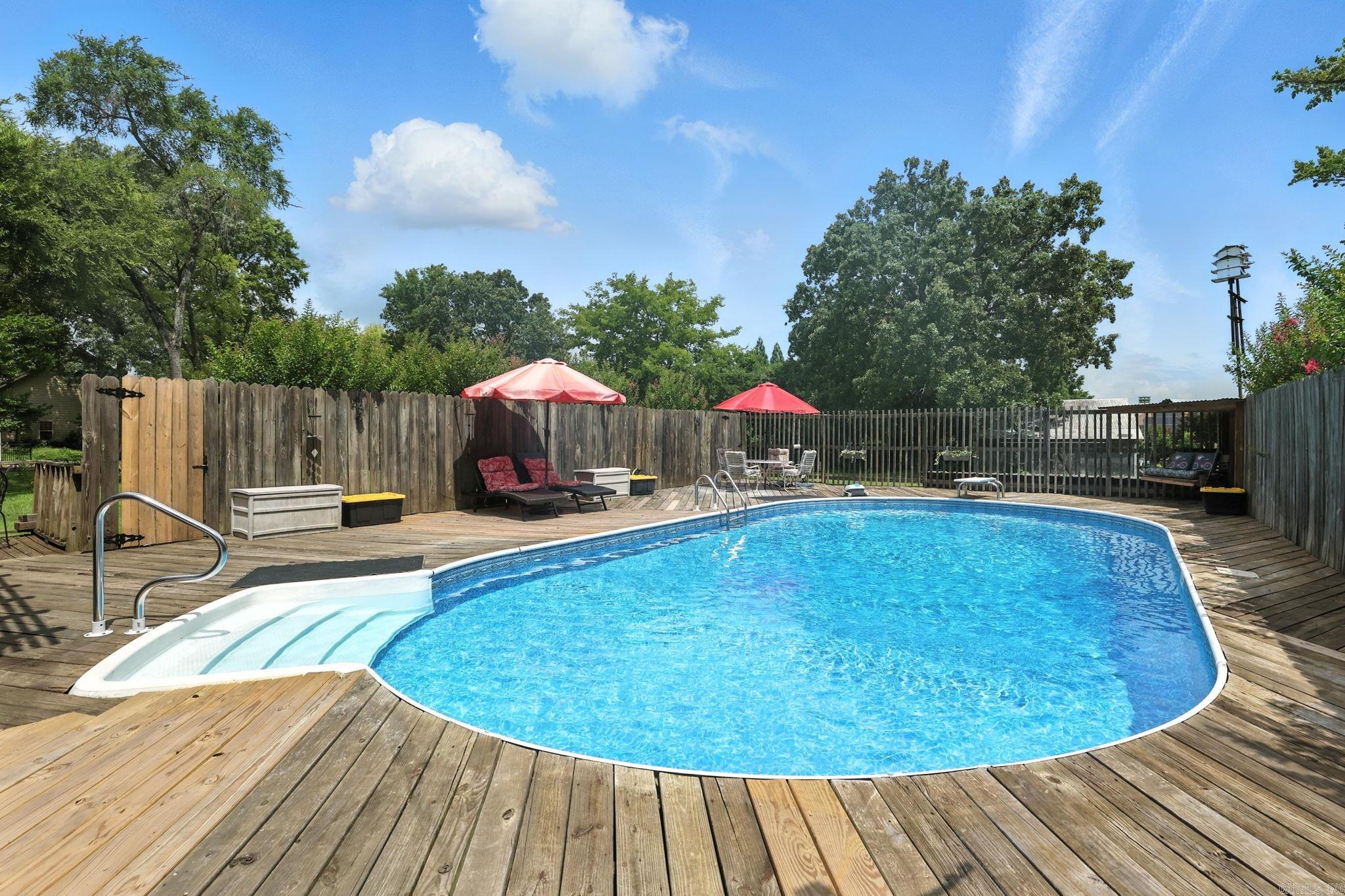 15808 Taylor Loop