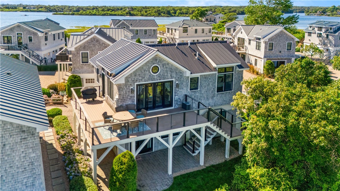 14 East Pointe Court 14