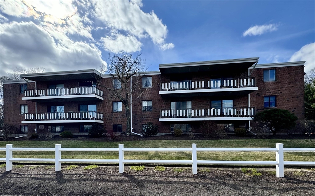 80 N Warren St # 7